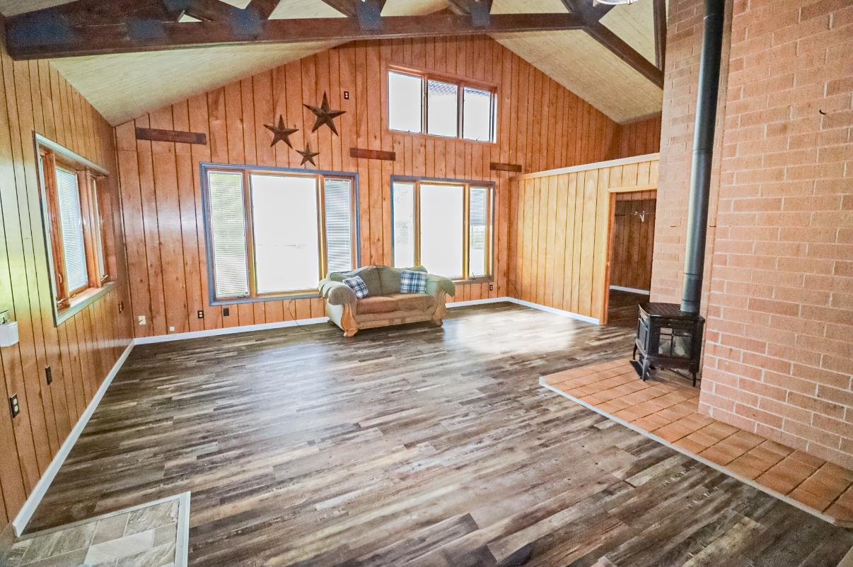 113 S Robbins Rd Property Photo 13