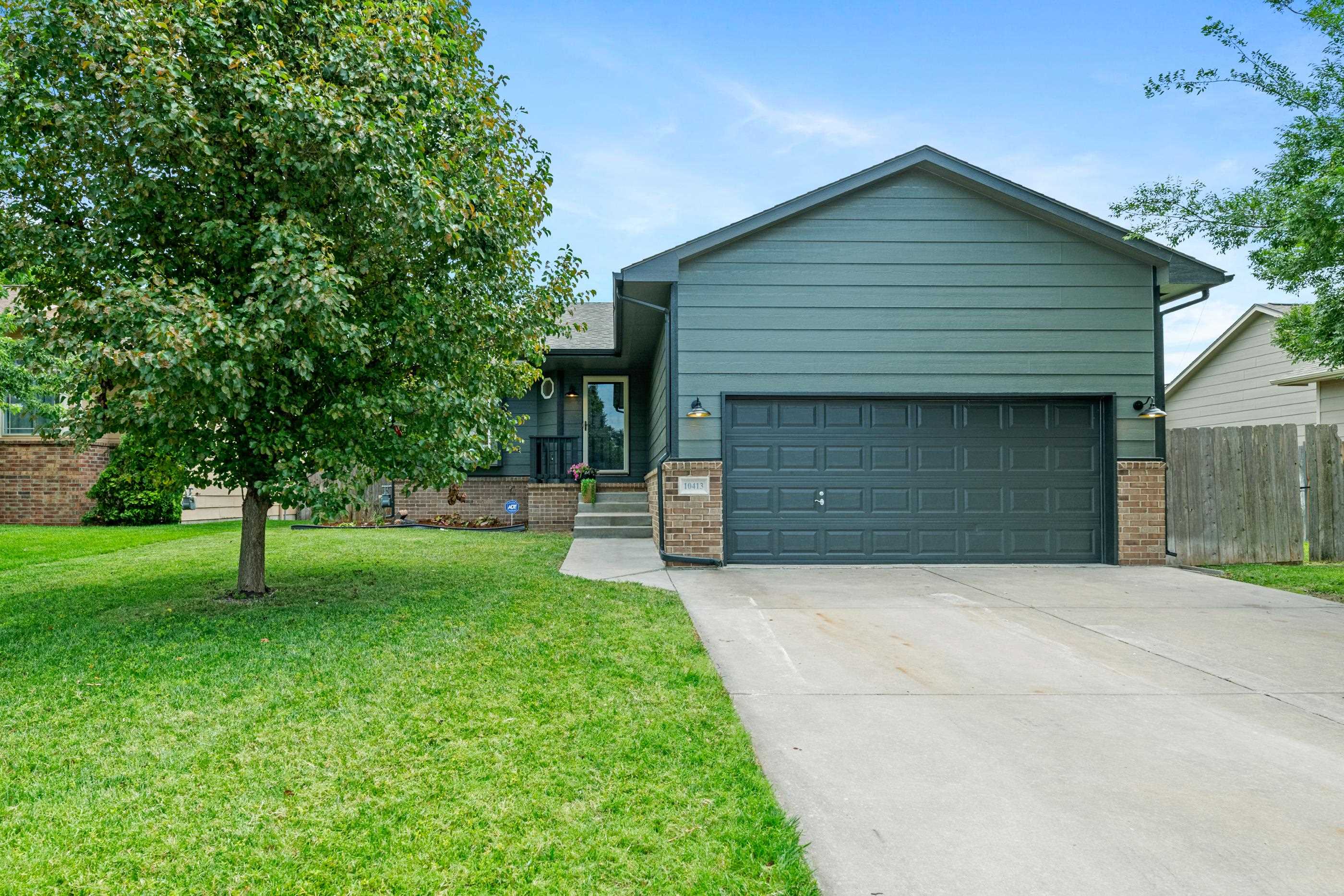 10413 W Dallas Property Photo 1