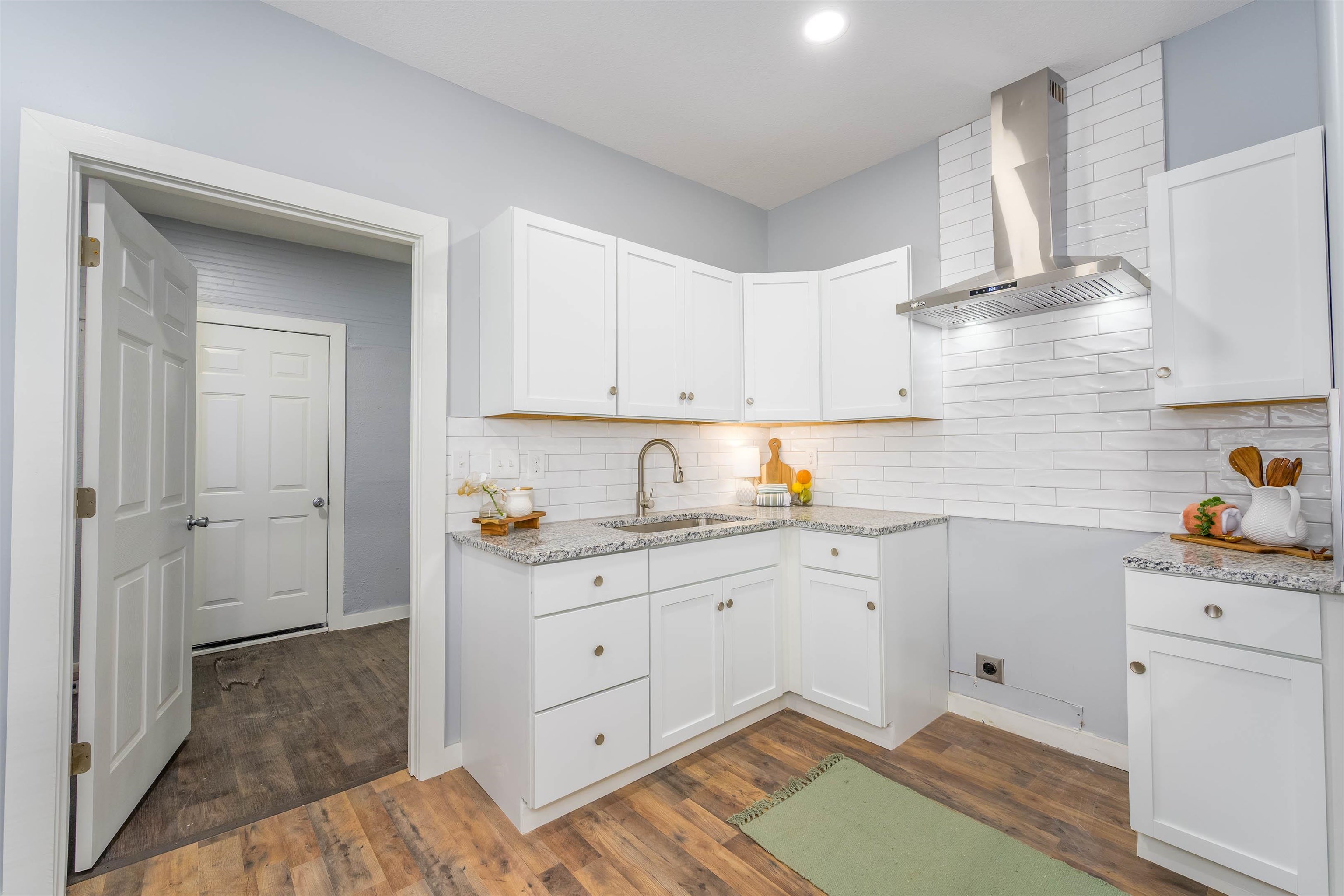 607 N Spruce St Property Photo 30