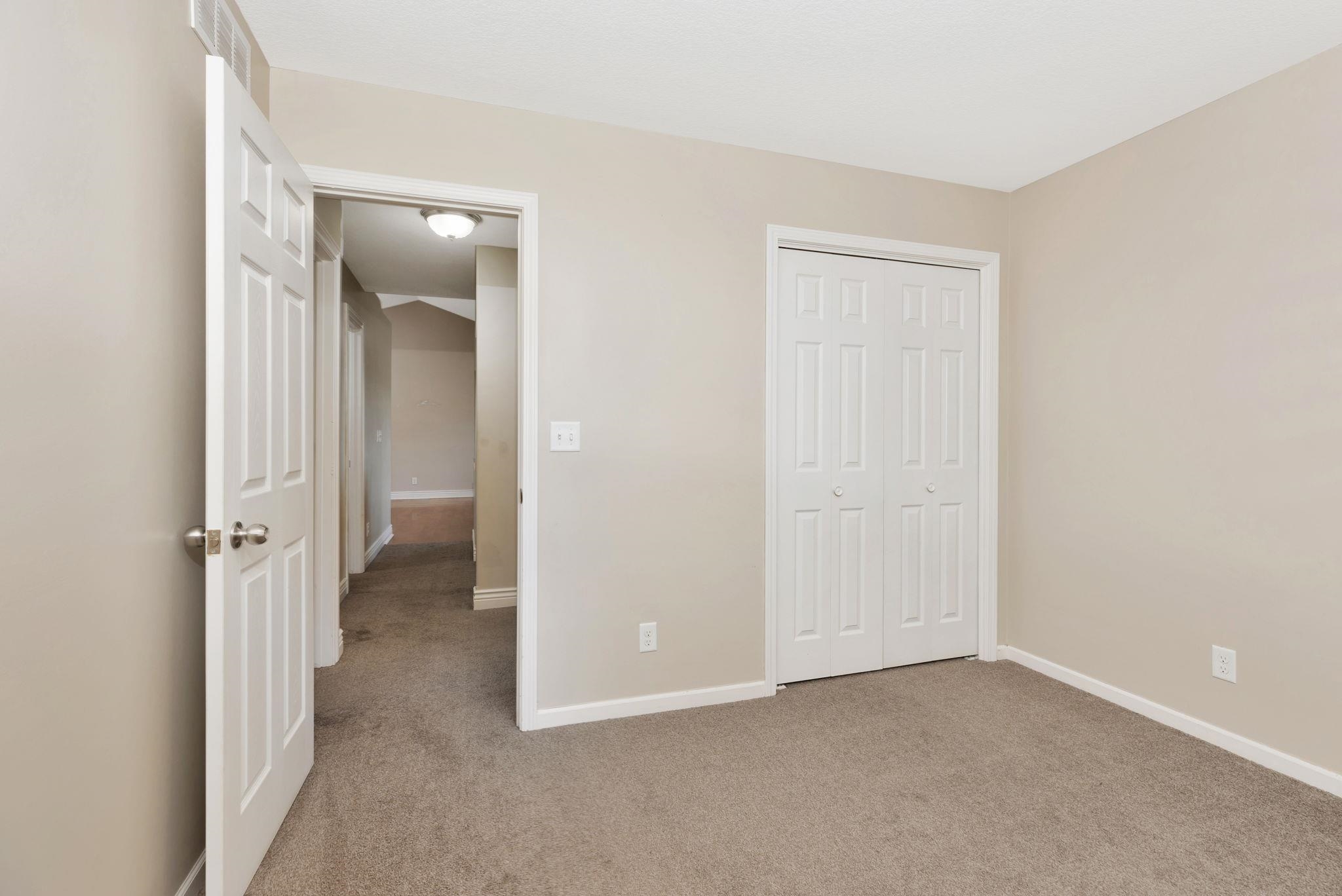 1306 E Mona St Property Photo 16