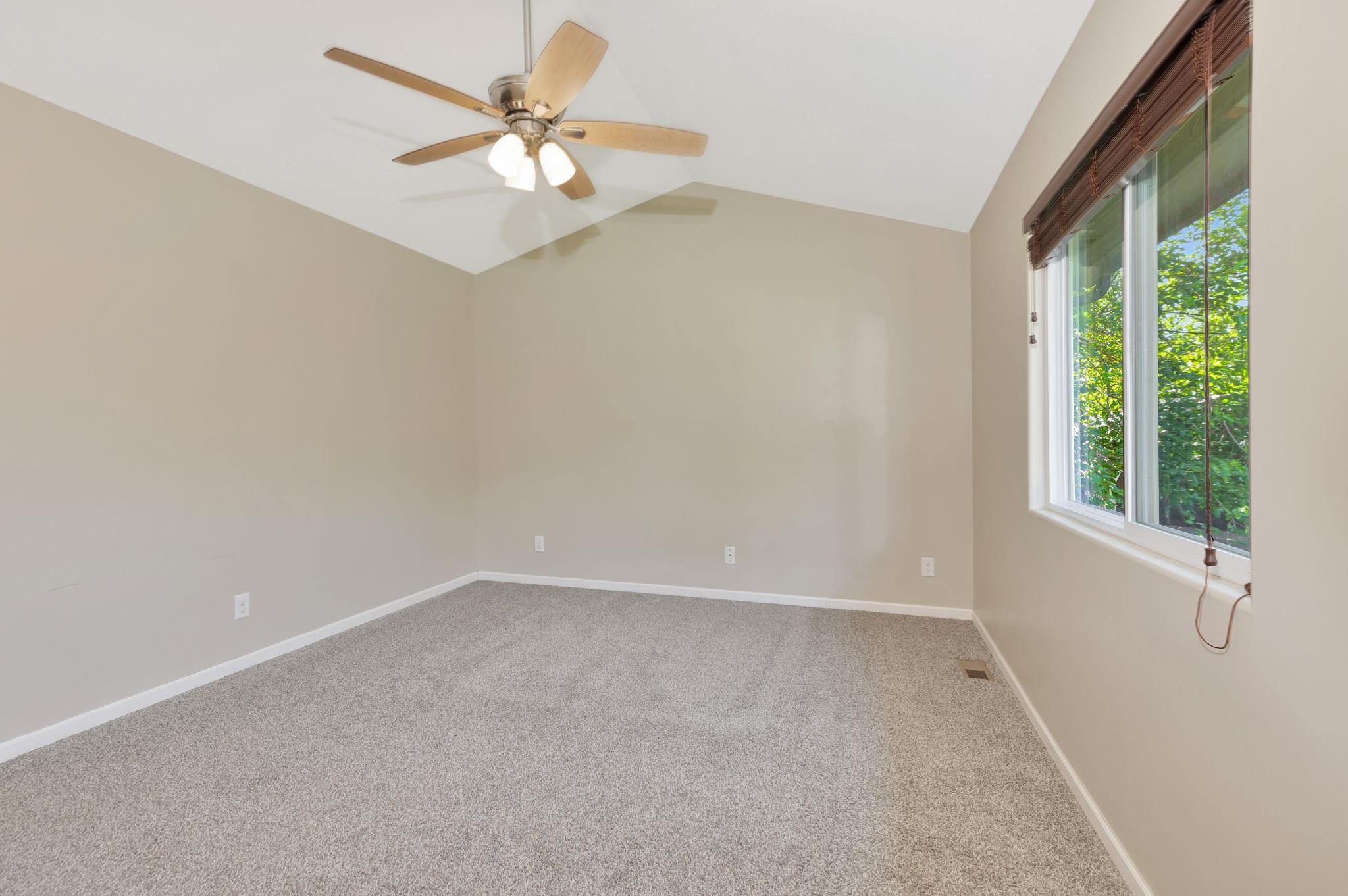 1306 E Mona St Property Photo 18