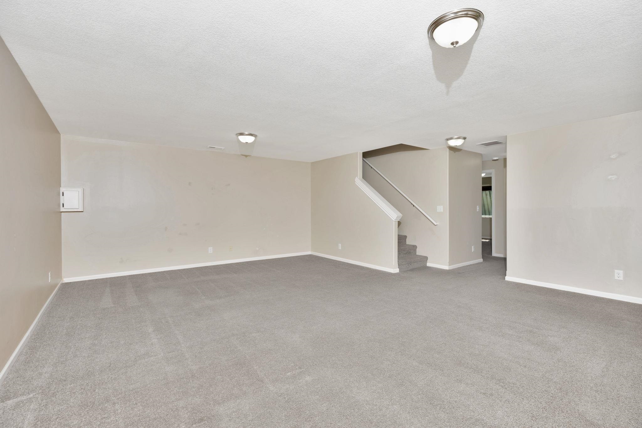 1306 E Mona St Property Photo 23