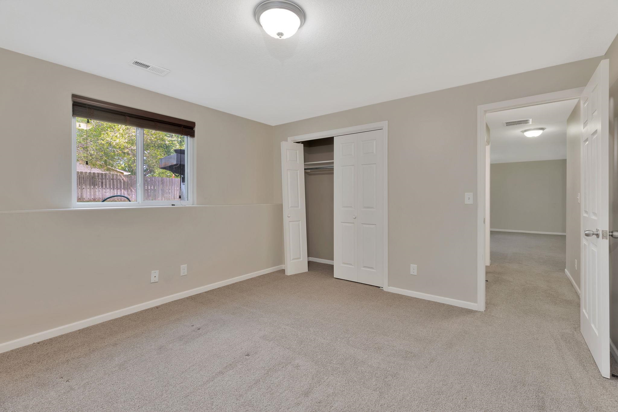 1306 E Mona St Property Photo 27