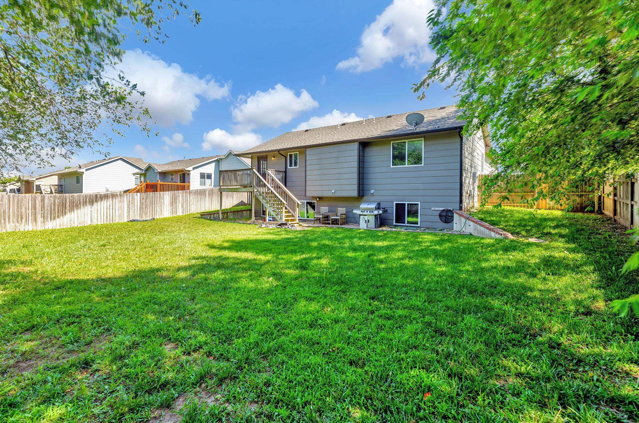 1306 E Mona St Property Photo 35