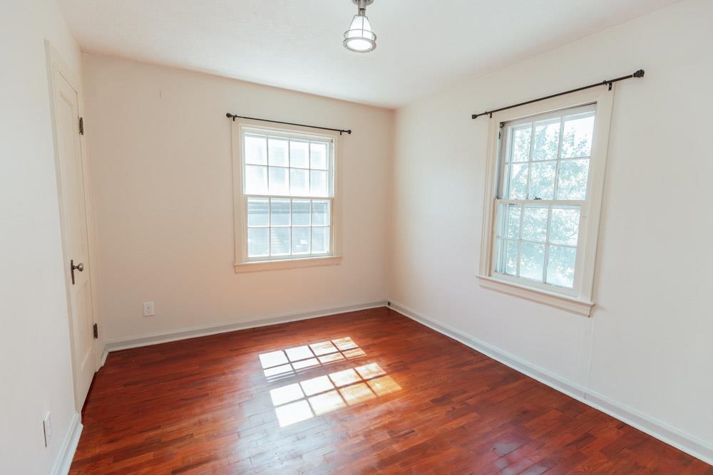 345 W Ellsworth Ave Property Photo 10