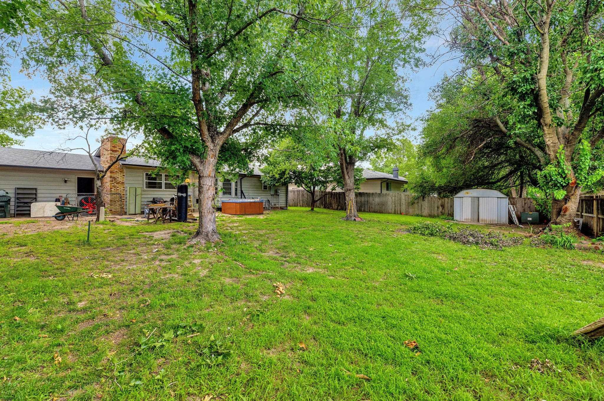 1205 S Governeour Rd Property Photo 23