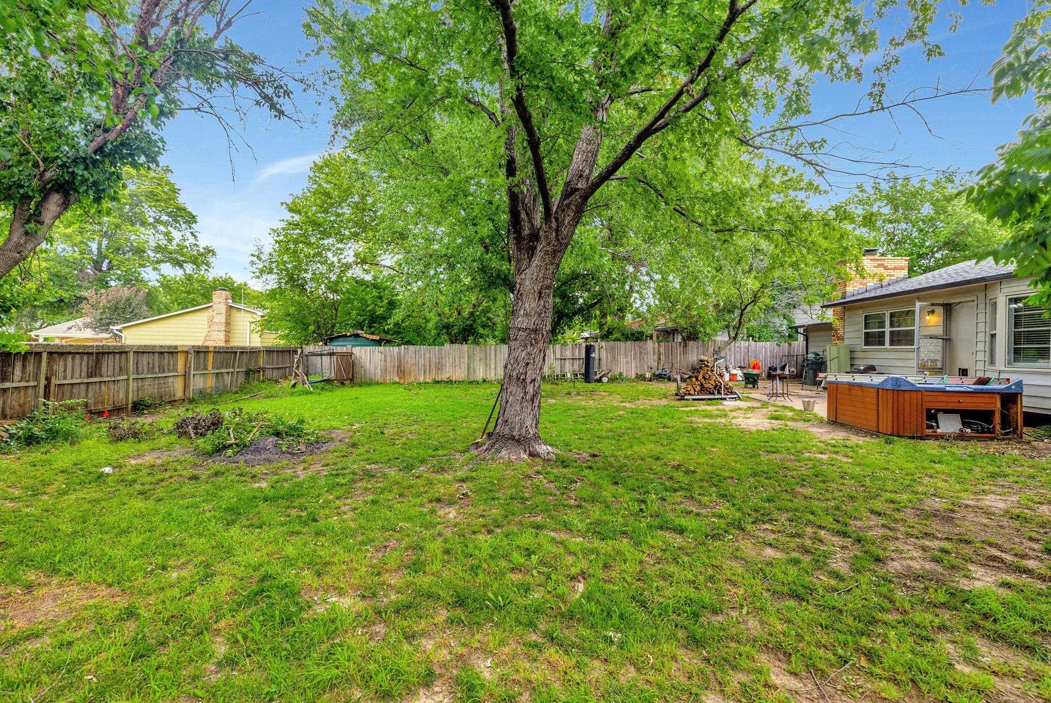 1205 S Governeour Rd Property Photo 27