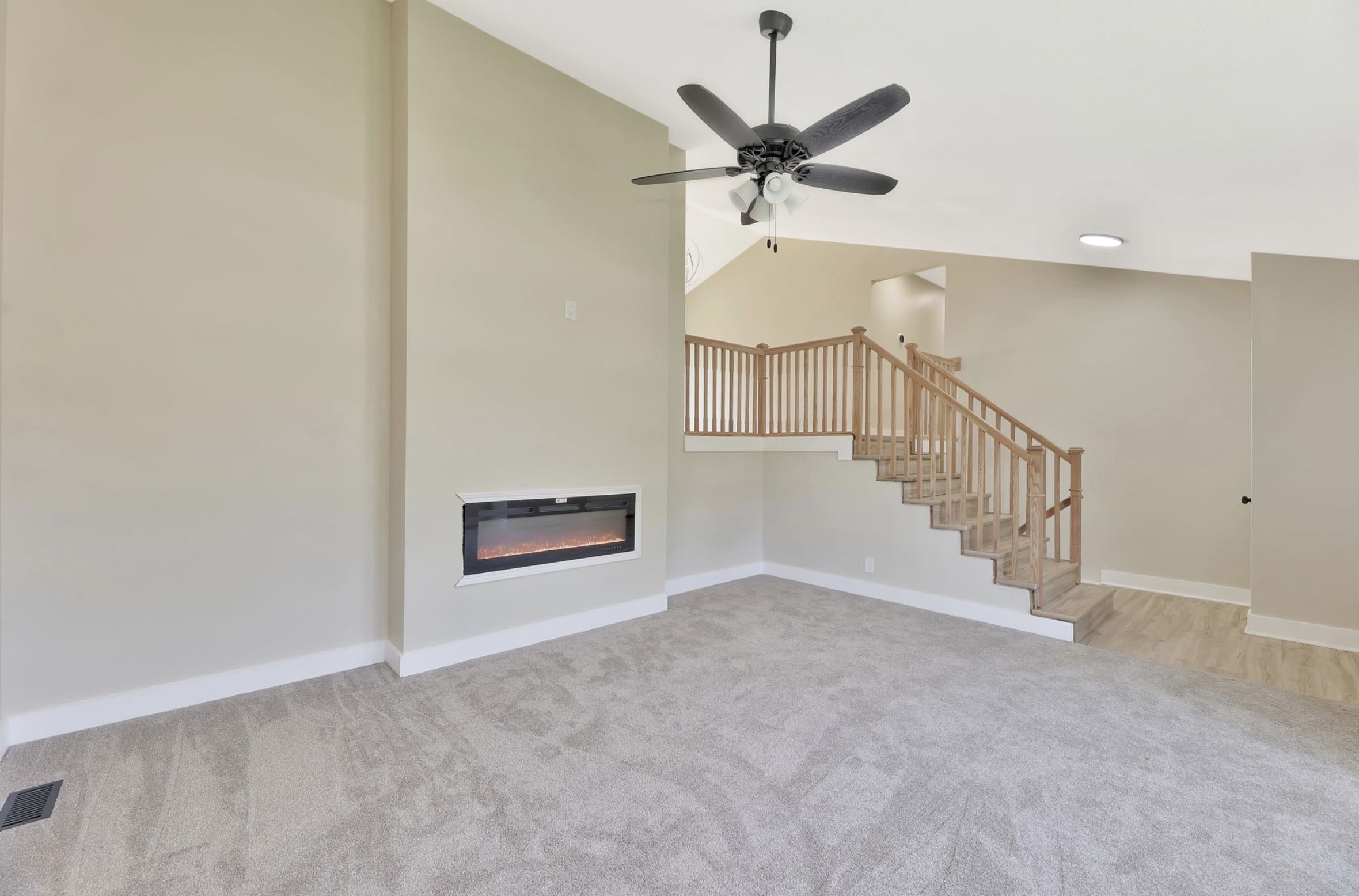 21029 W Tower Lakes Cir. Property Photo 3