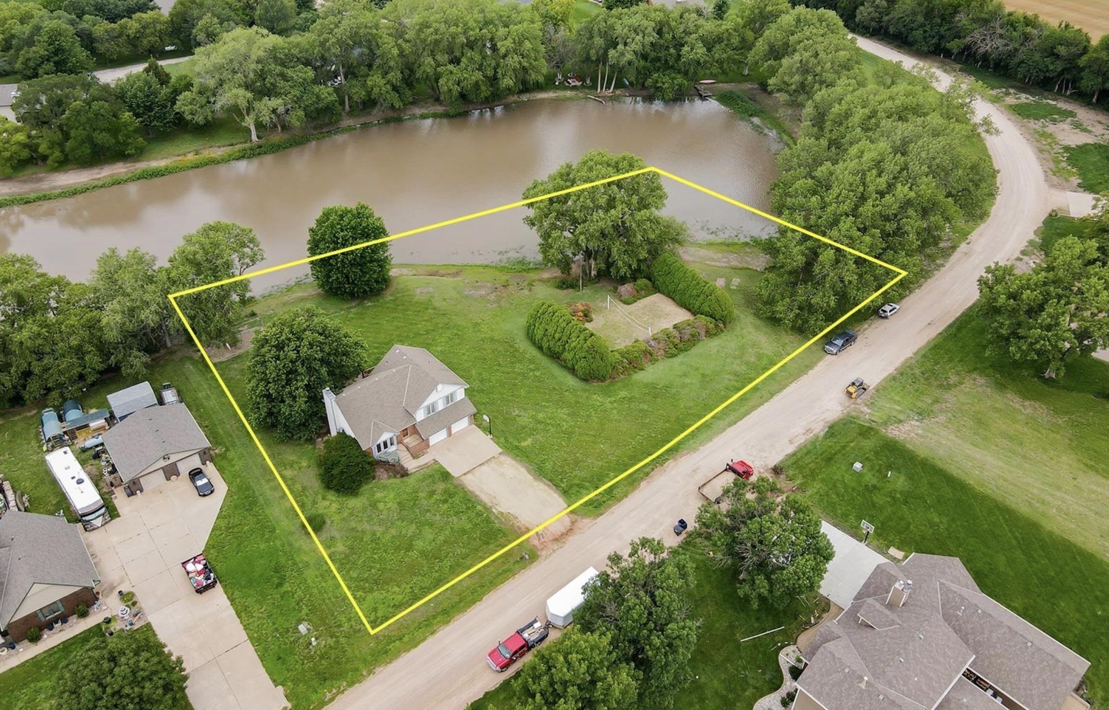 21029 W Tower Lakes Cir. Property Photo 26