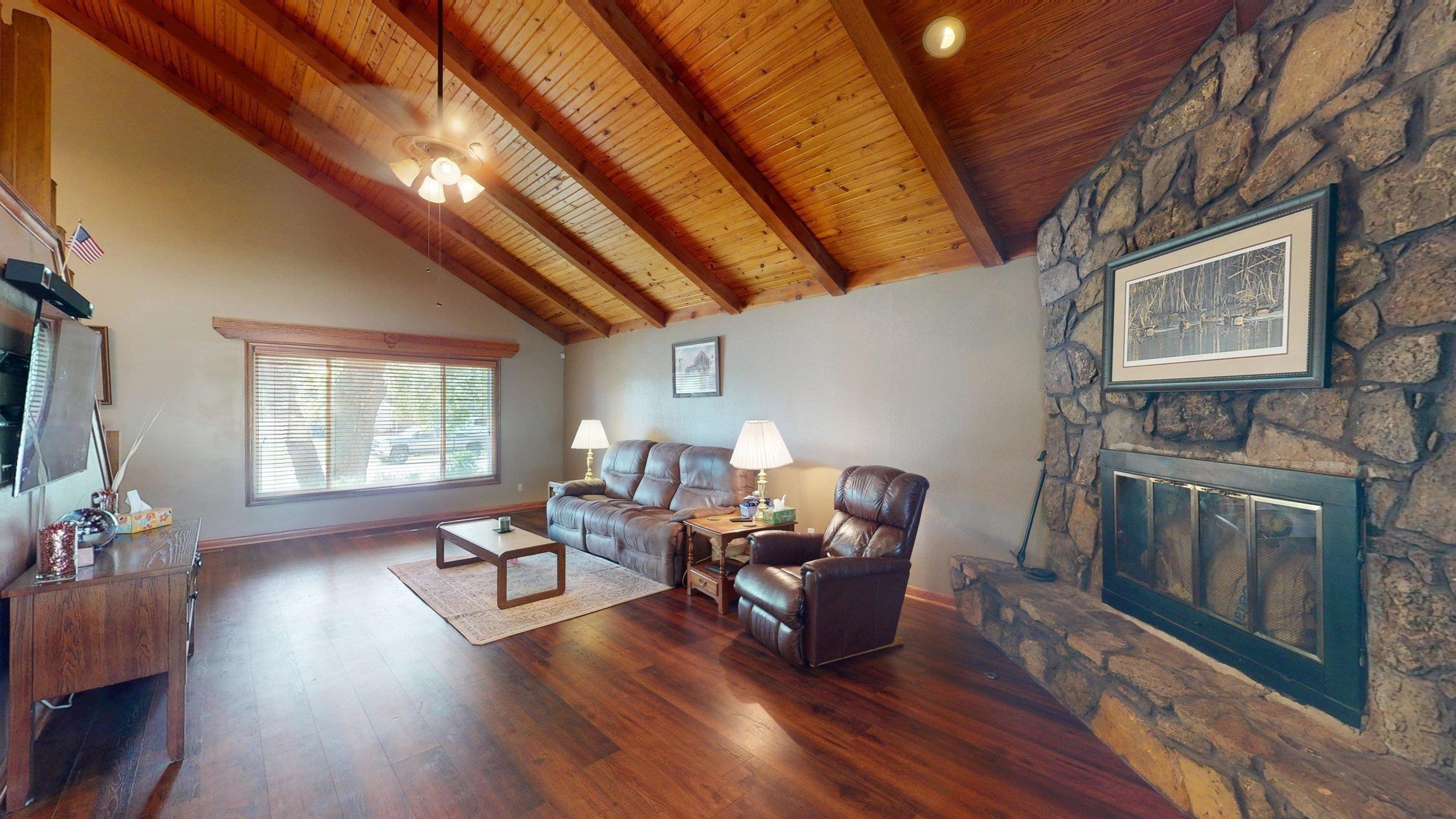 10330 W Alamo Ct Property Photo 5