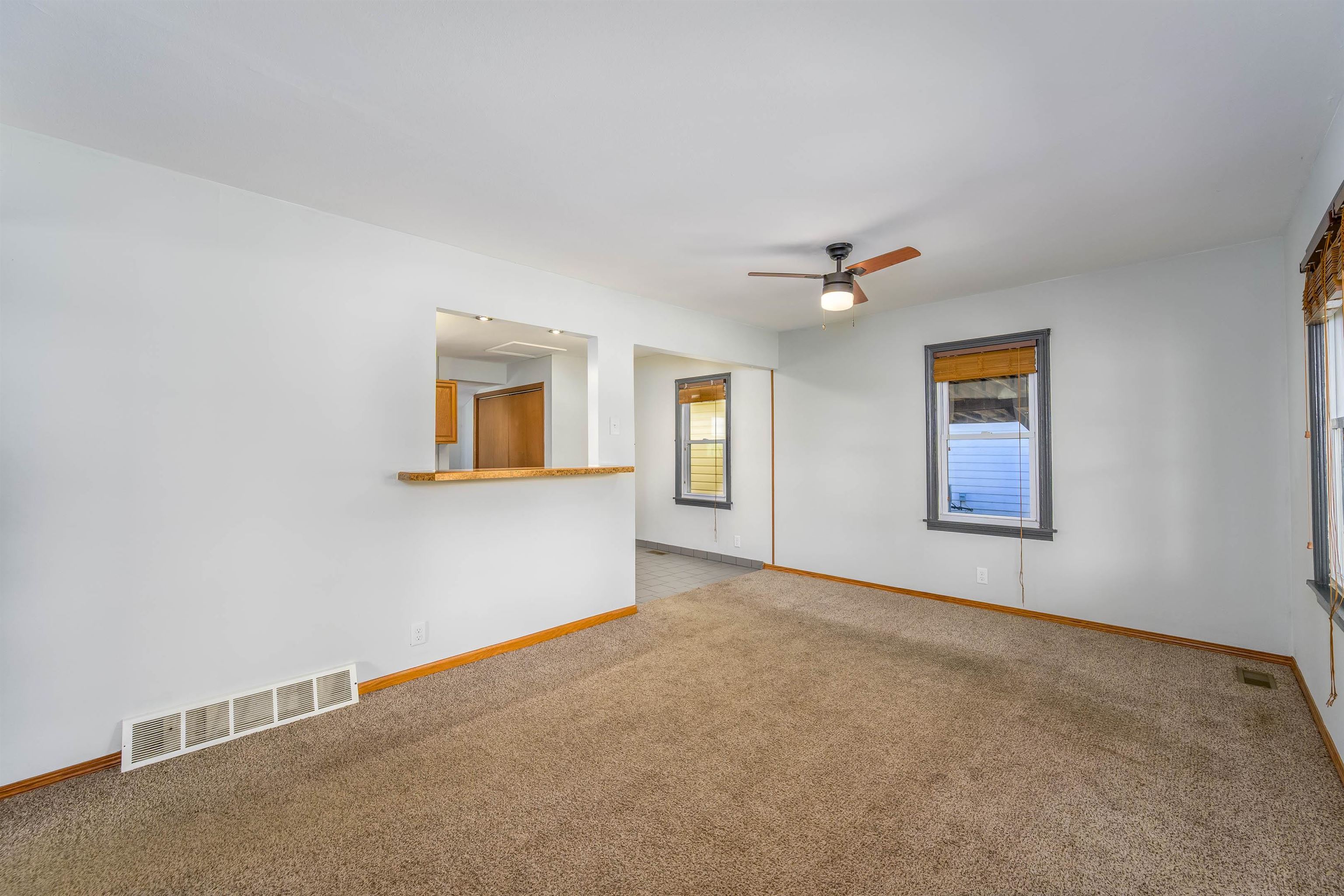131 W Grover Ave Property Photo 14