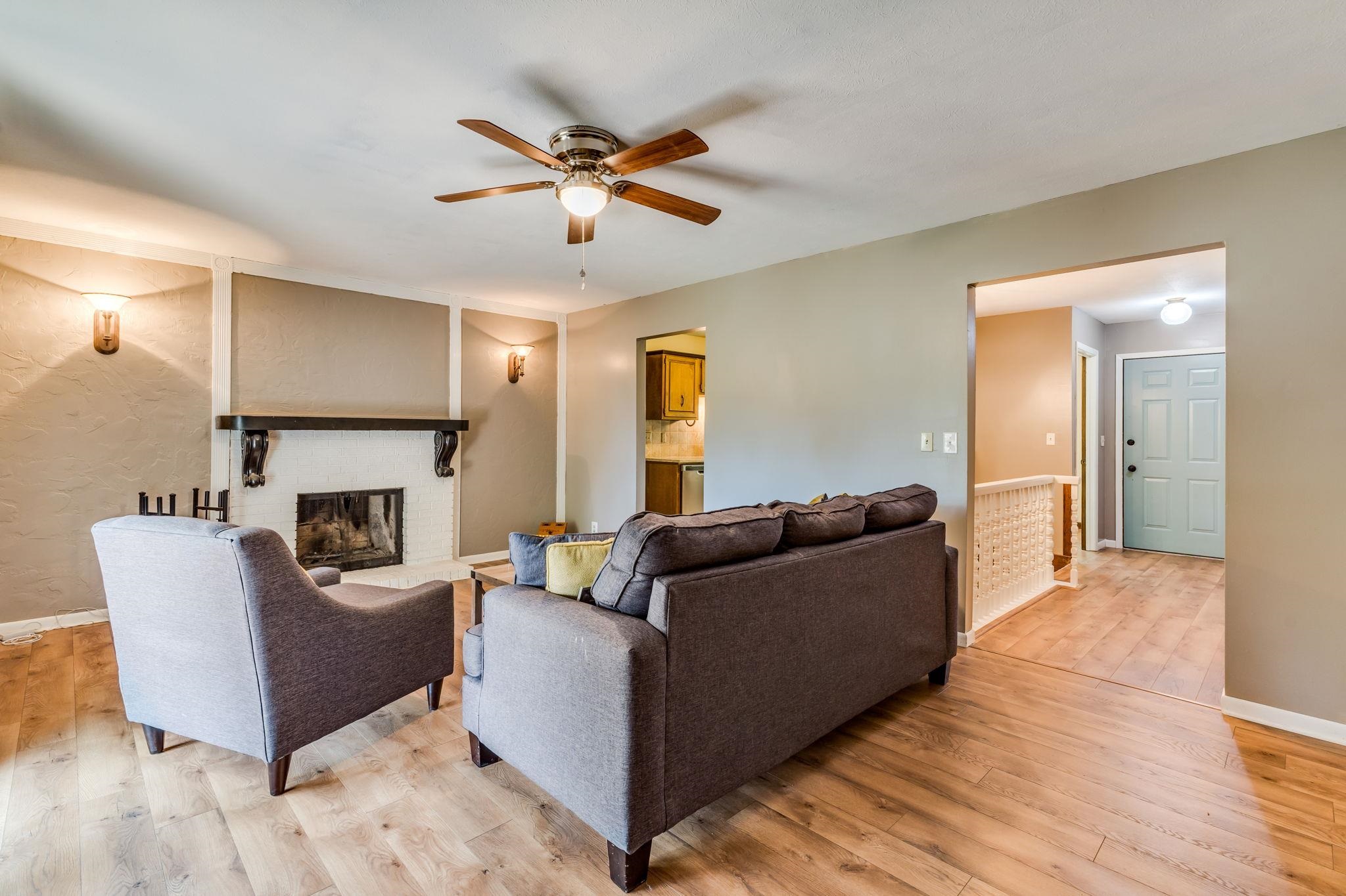 7311 W Suncrest Property Photo 8
