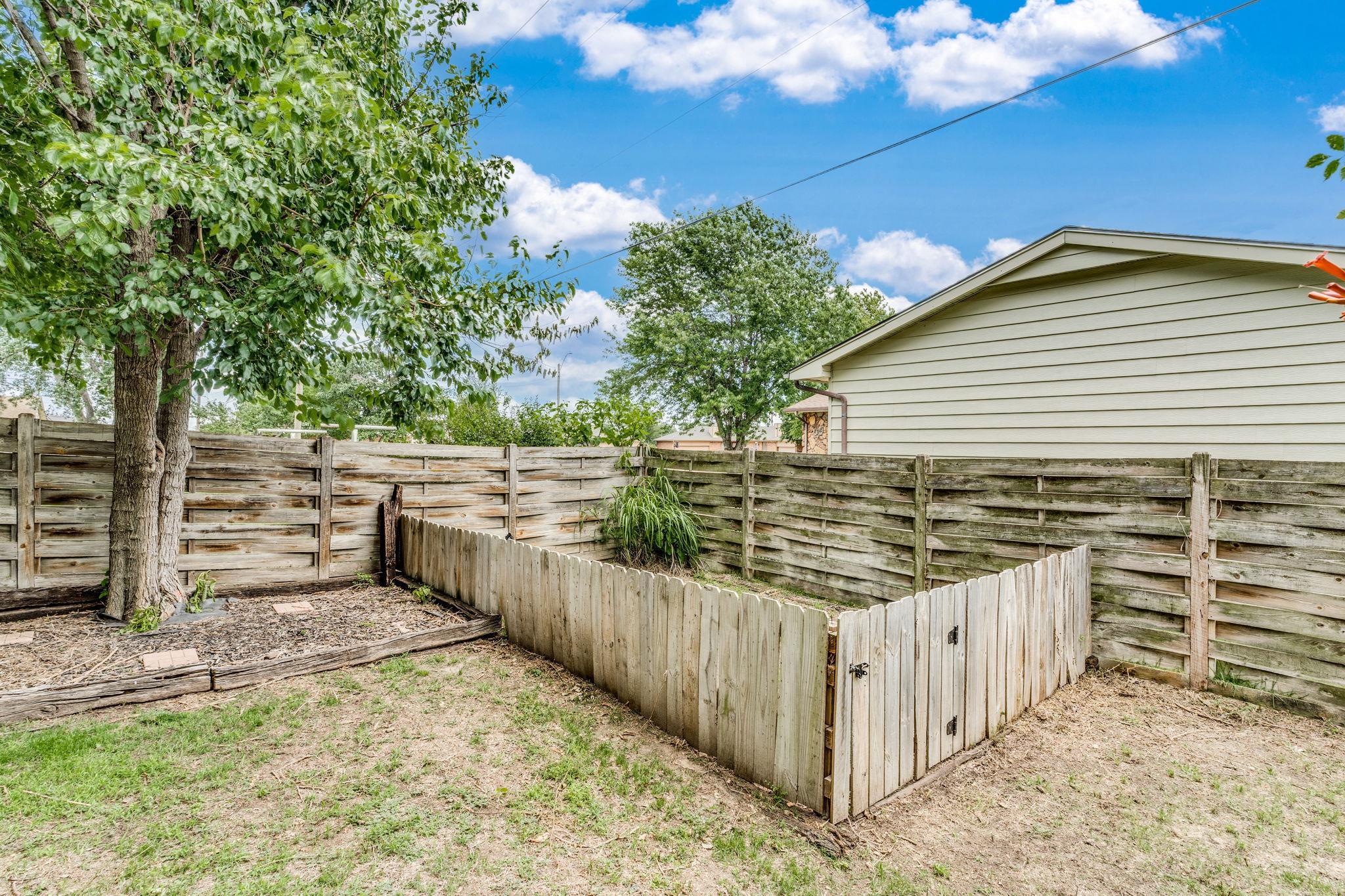 7311 W Suncrest Property Photo 29