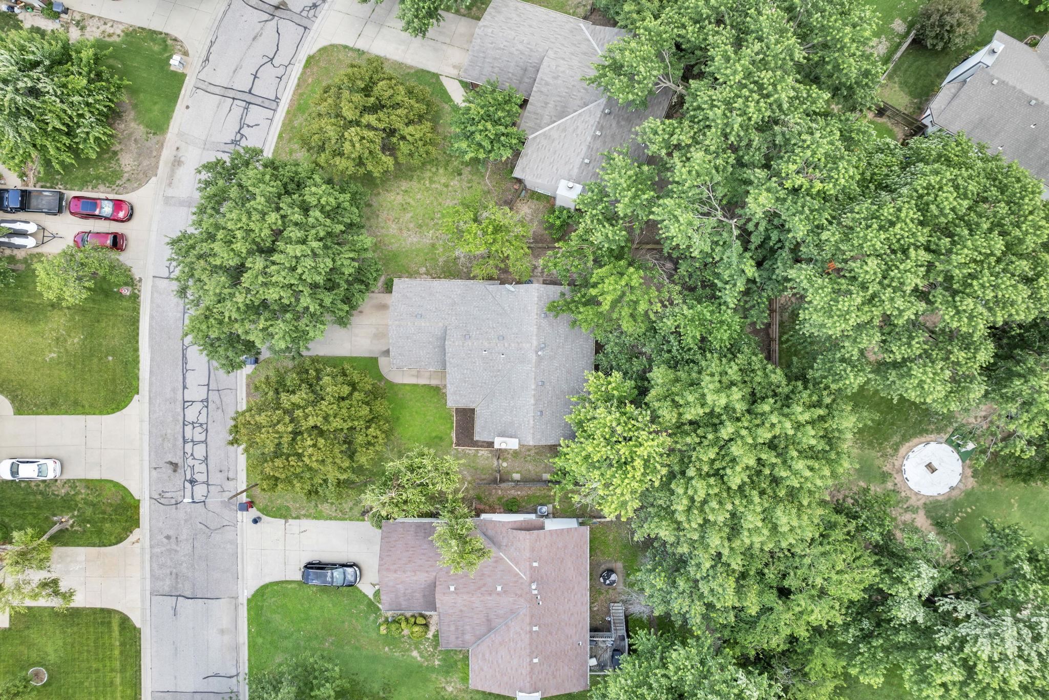 1109 N Lark Ln Property Photo 35