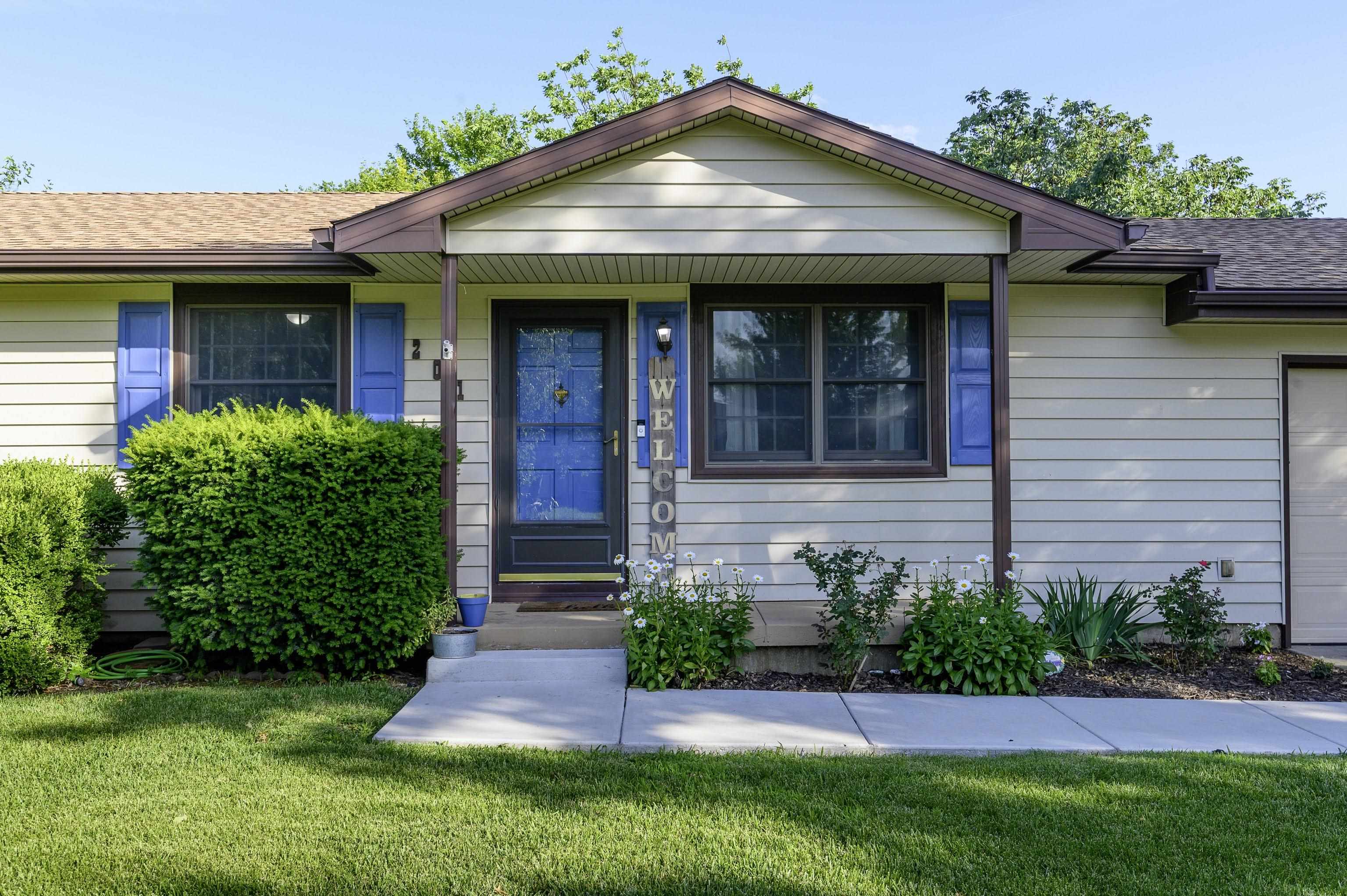 201 Swanee Dr Property Photo 1