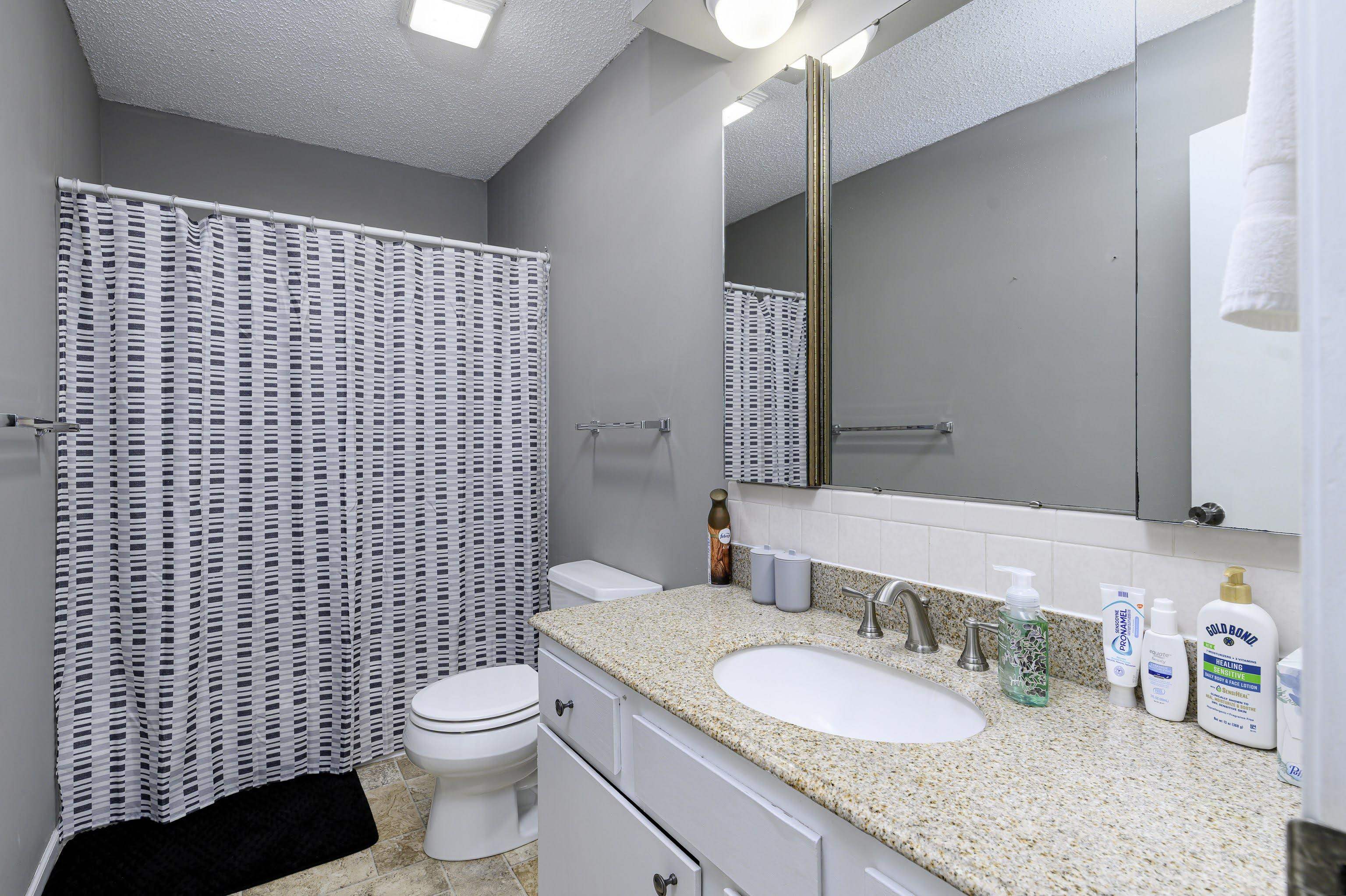 201 Swanee Dr Property Photo 7