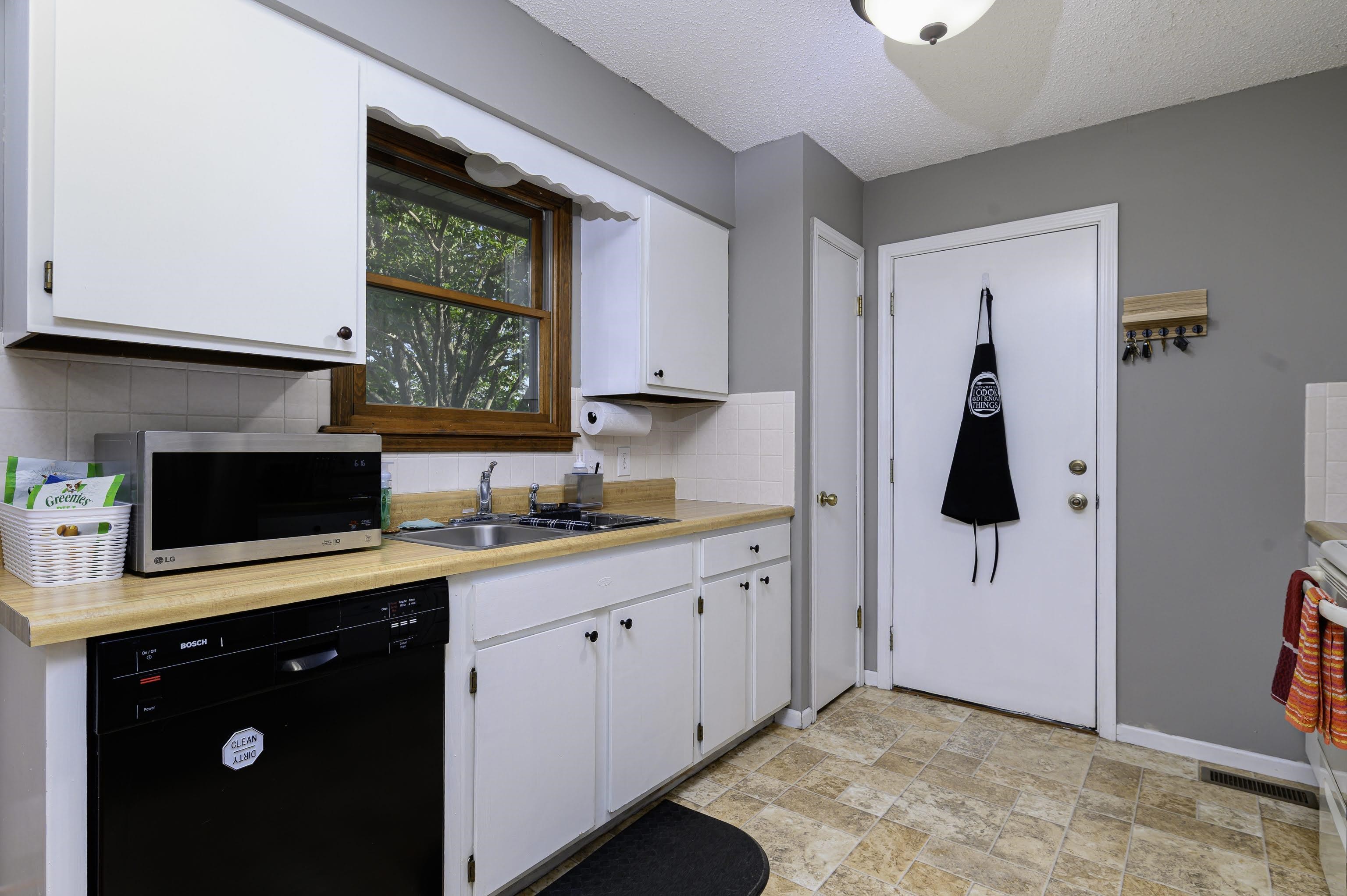 201 Swanee Dr Property Photo 30
