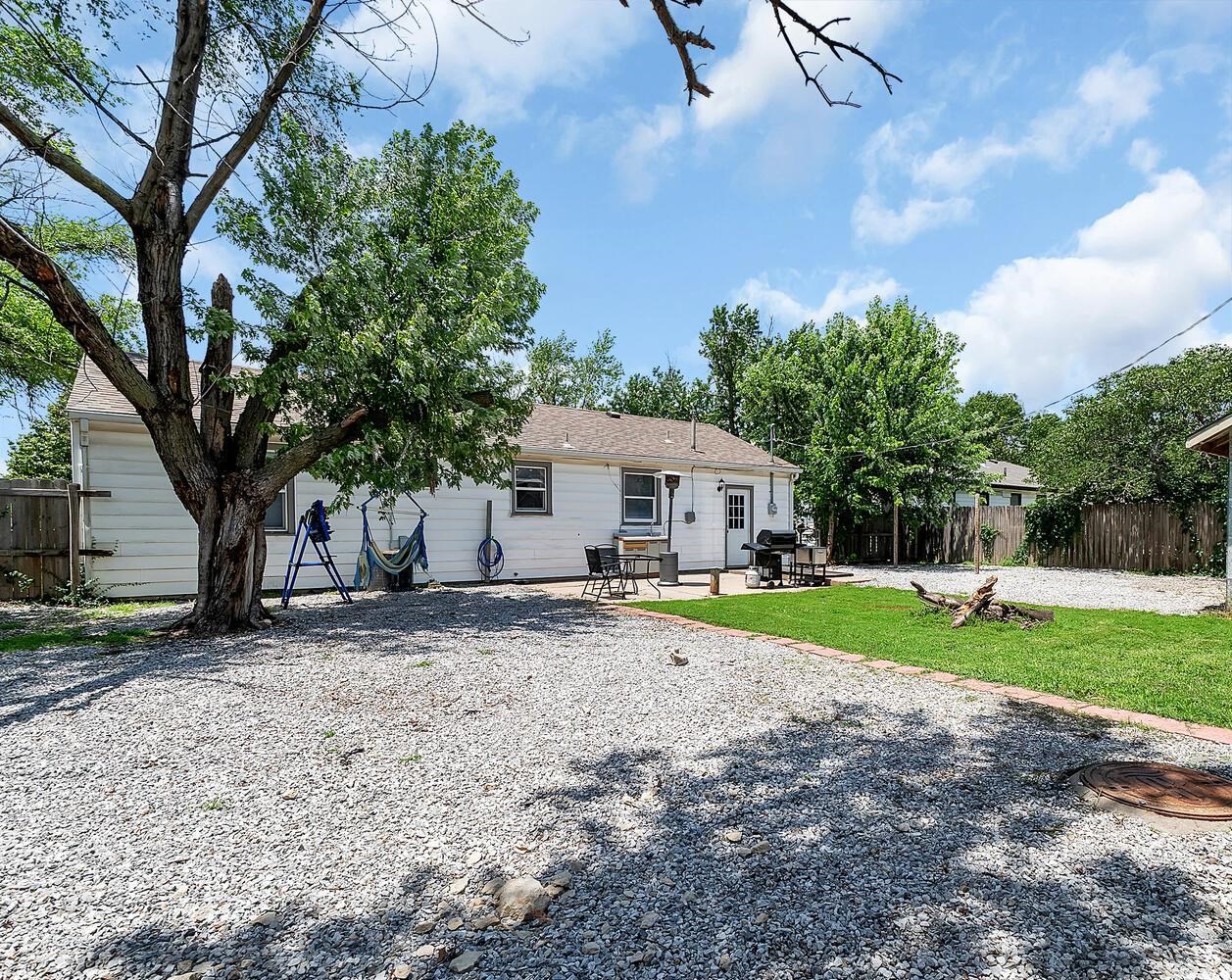 3358 S Osage Ave Property Photo 29