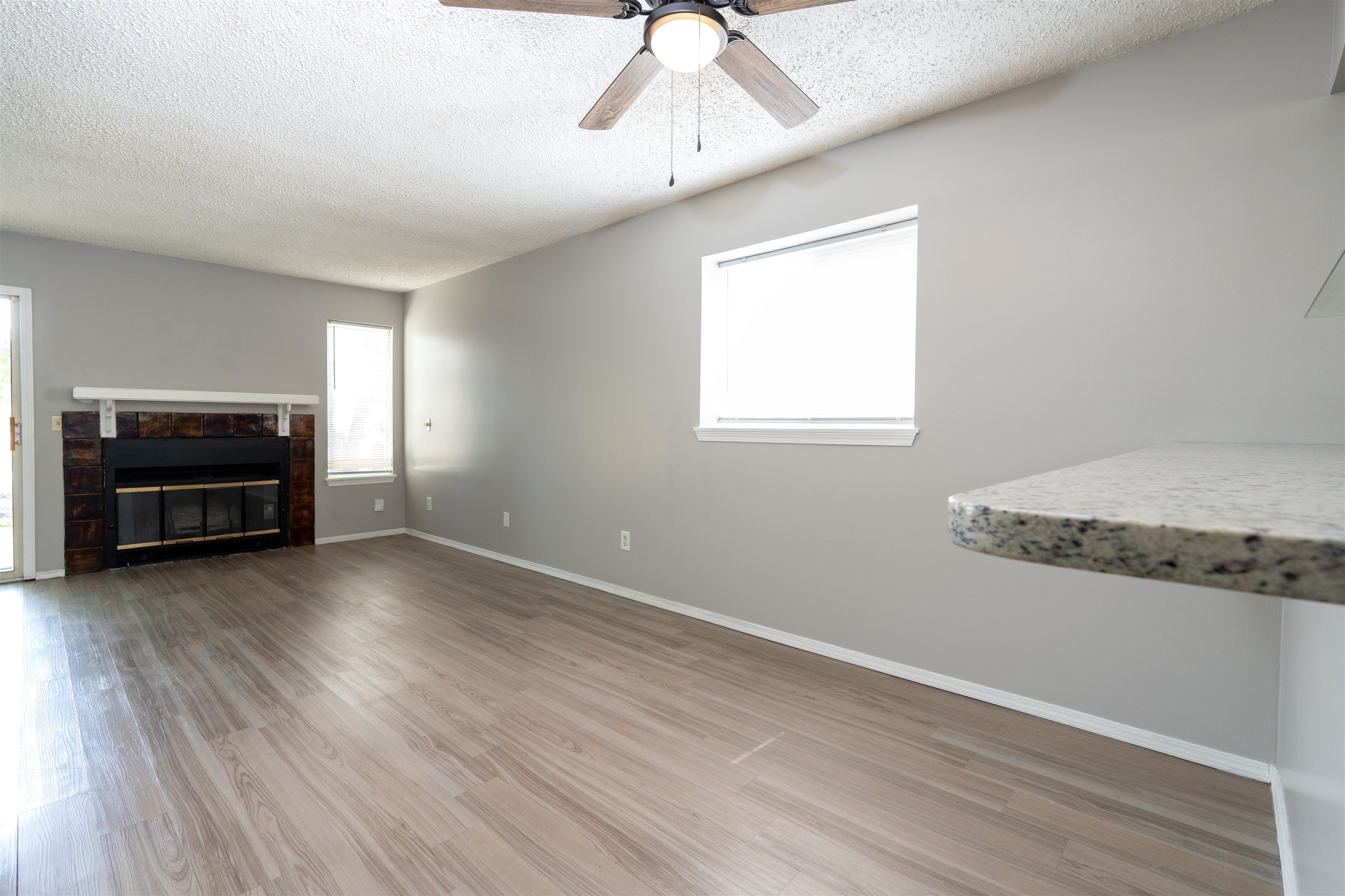5480 S Gold St, Unit 400 Property Photo 9
