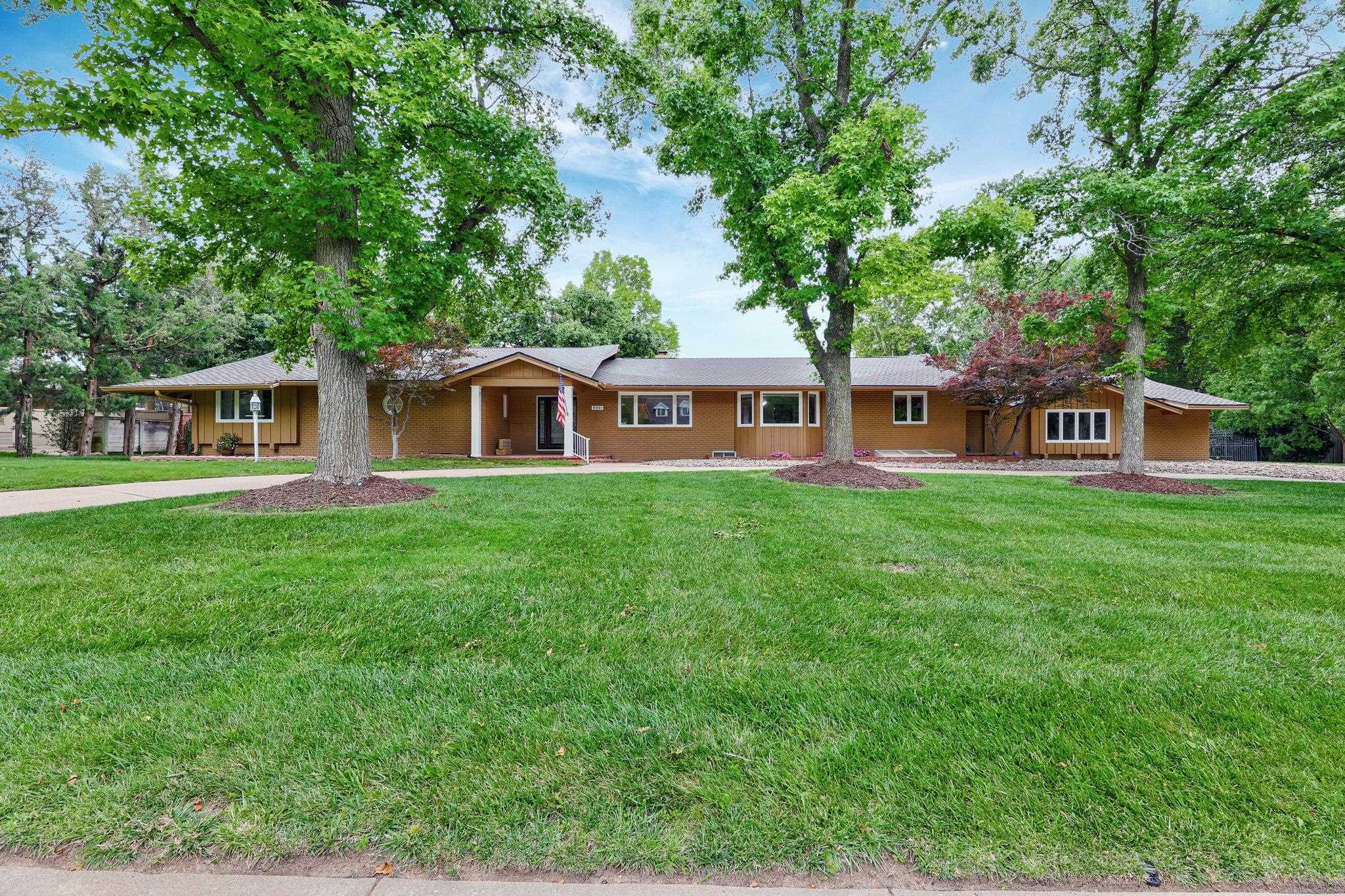 8401 E Tipperary Property Photo 1