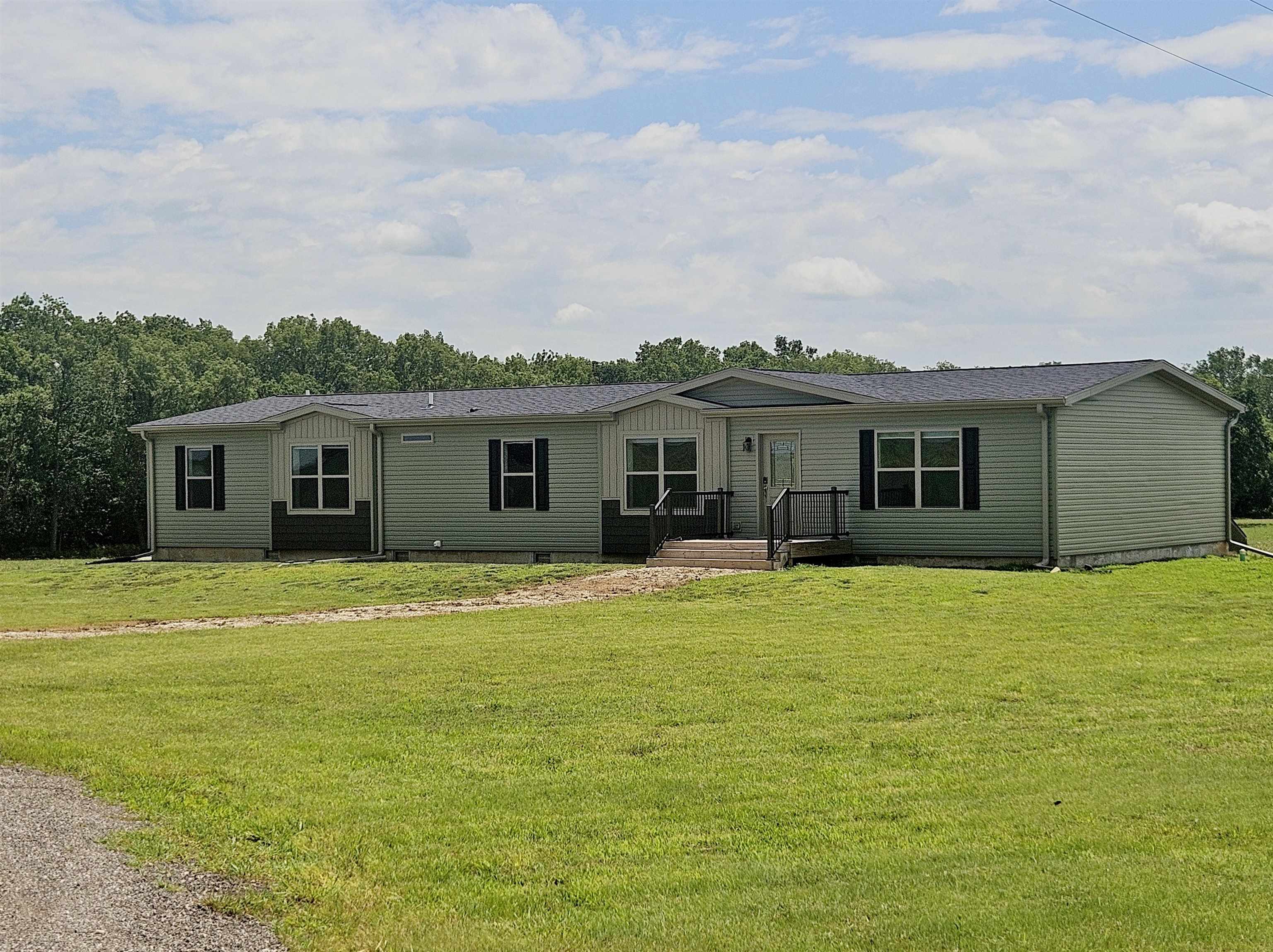 6327 Ne 75th Property Photo 1