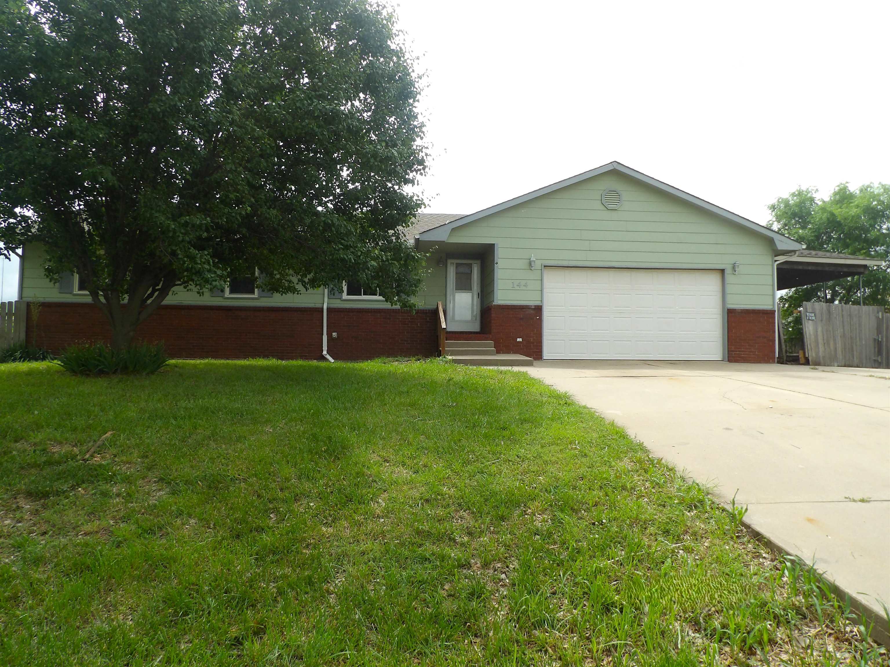 144 Doyle Drive Property Photo 1