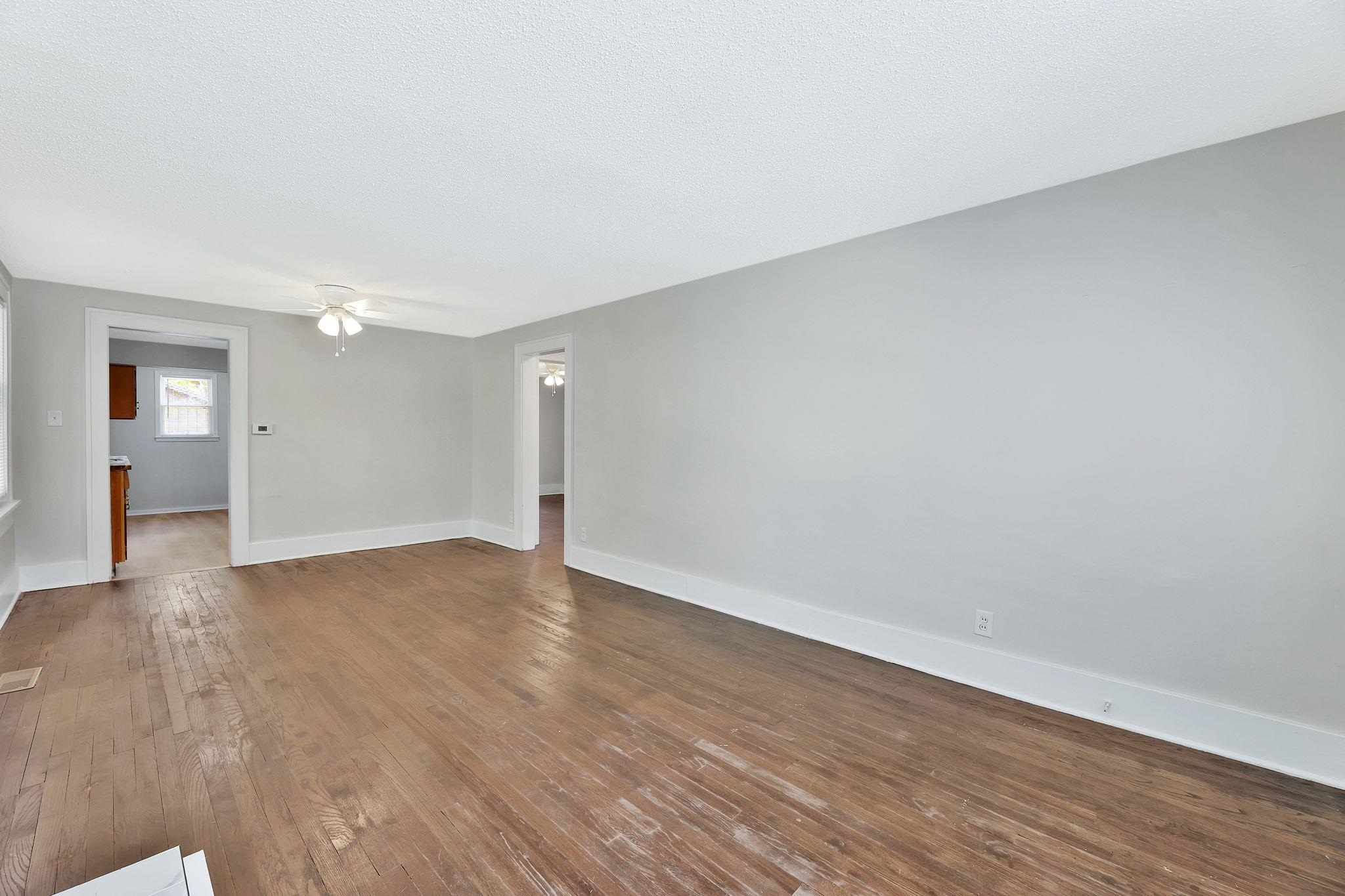 2416 W Burton St Property Photo 18