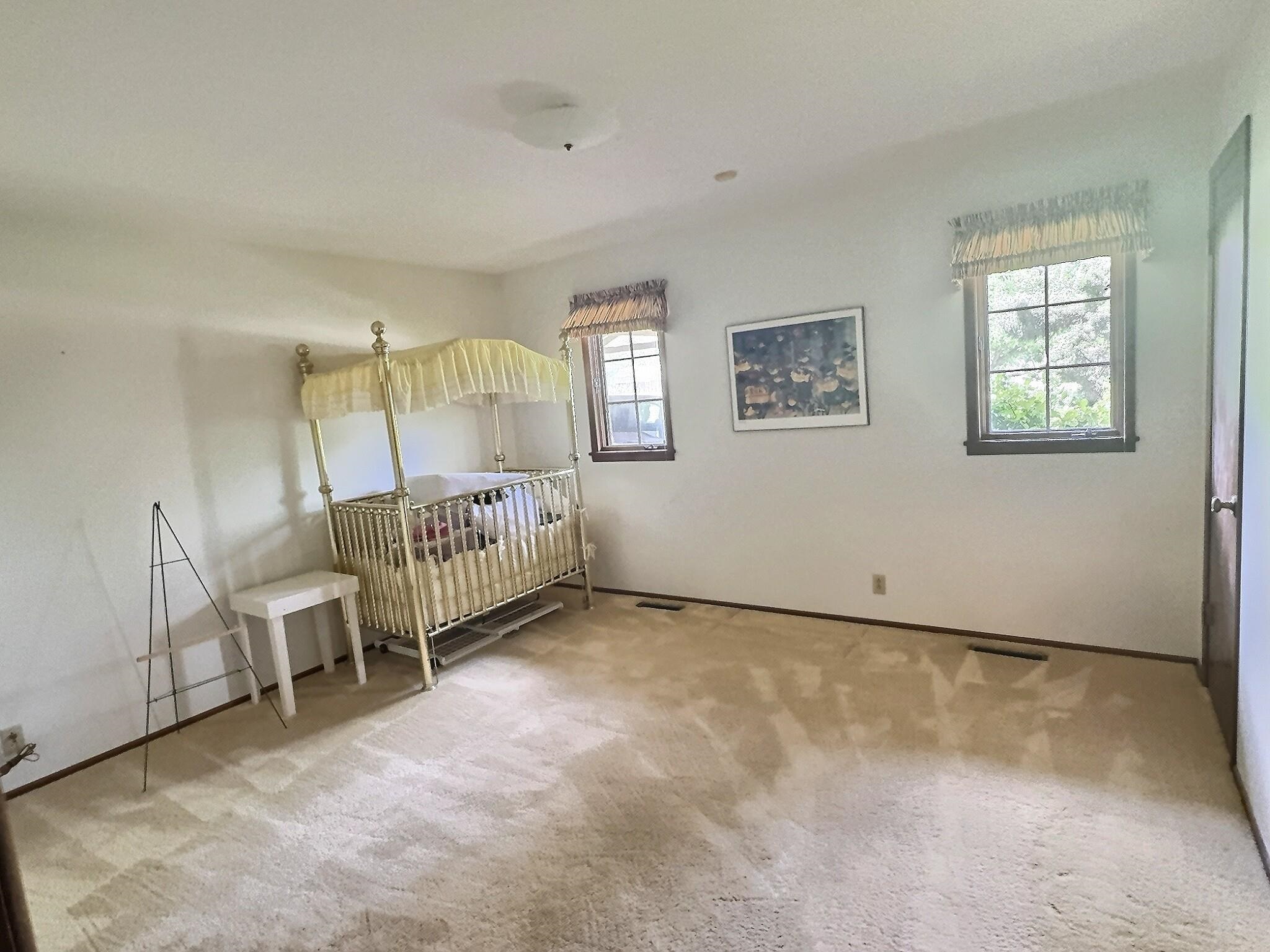 2400 N Dellrose St Property Photo 20