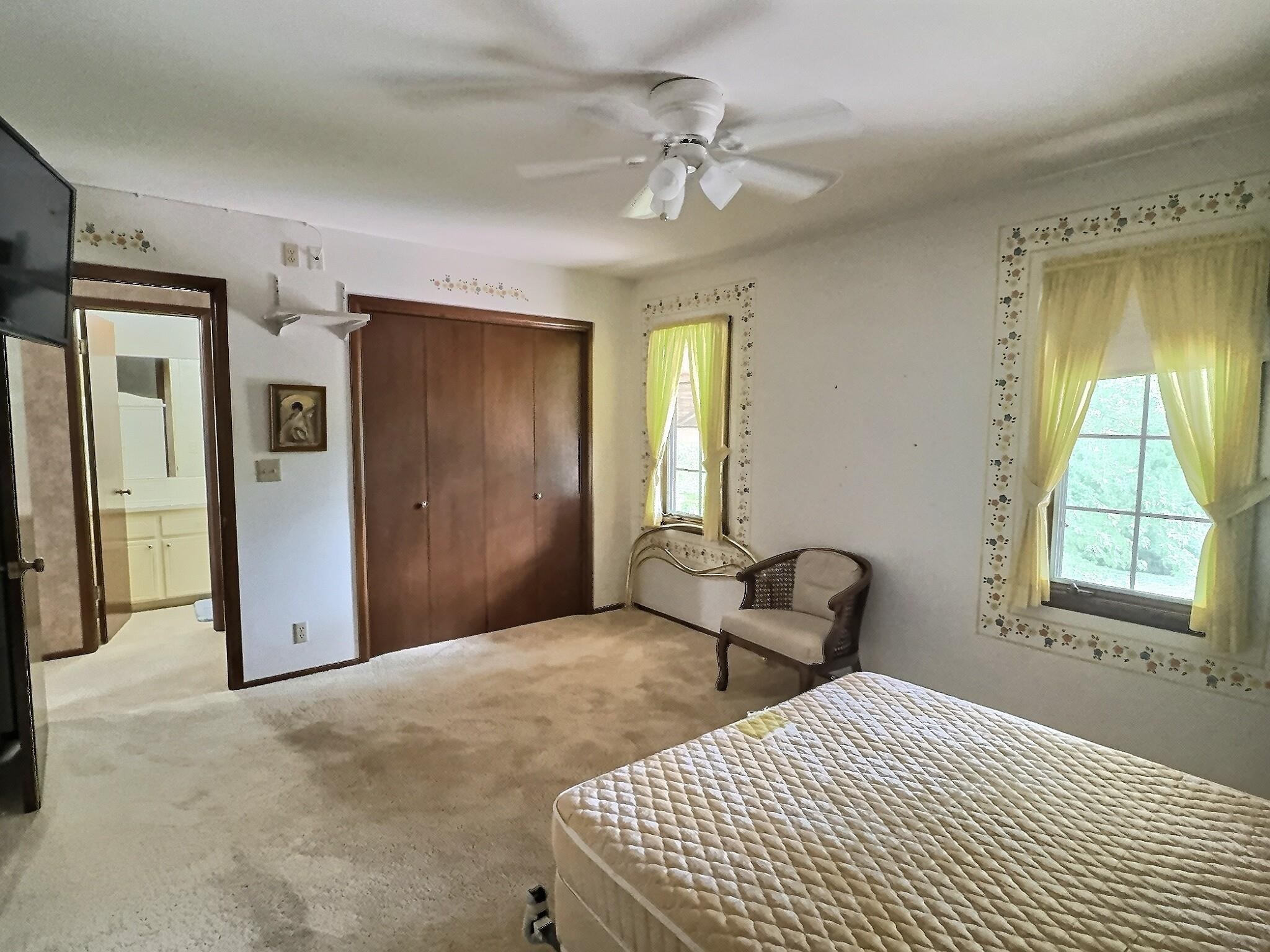 2400 N Dellrose St Property Photo 25