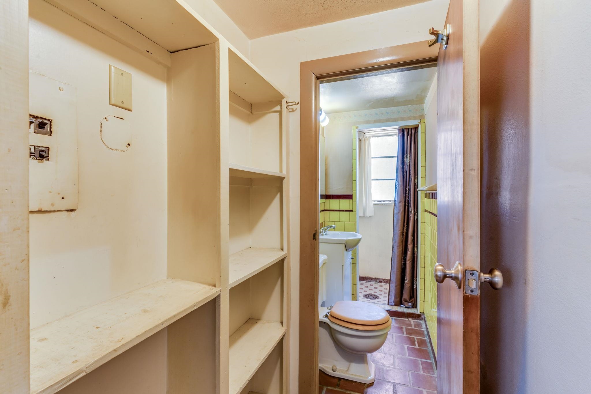 414 W Avenue C Property Photo 32