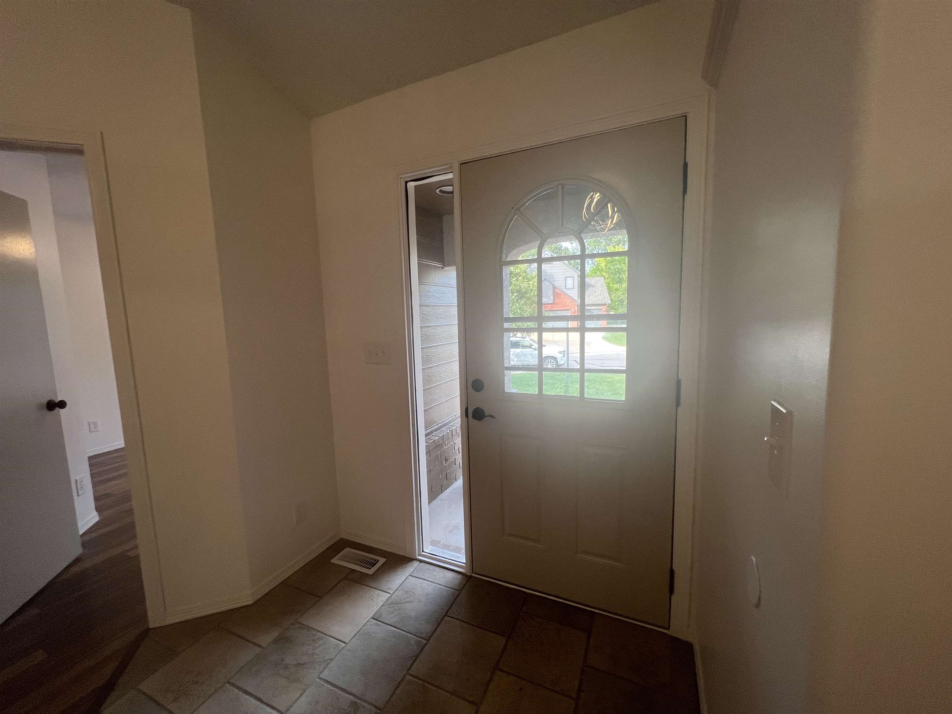 313 N Jaax St Property Photo 13
