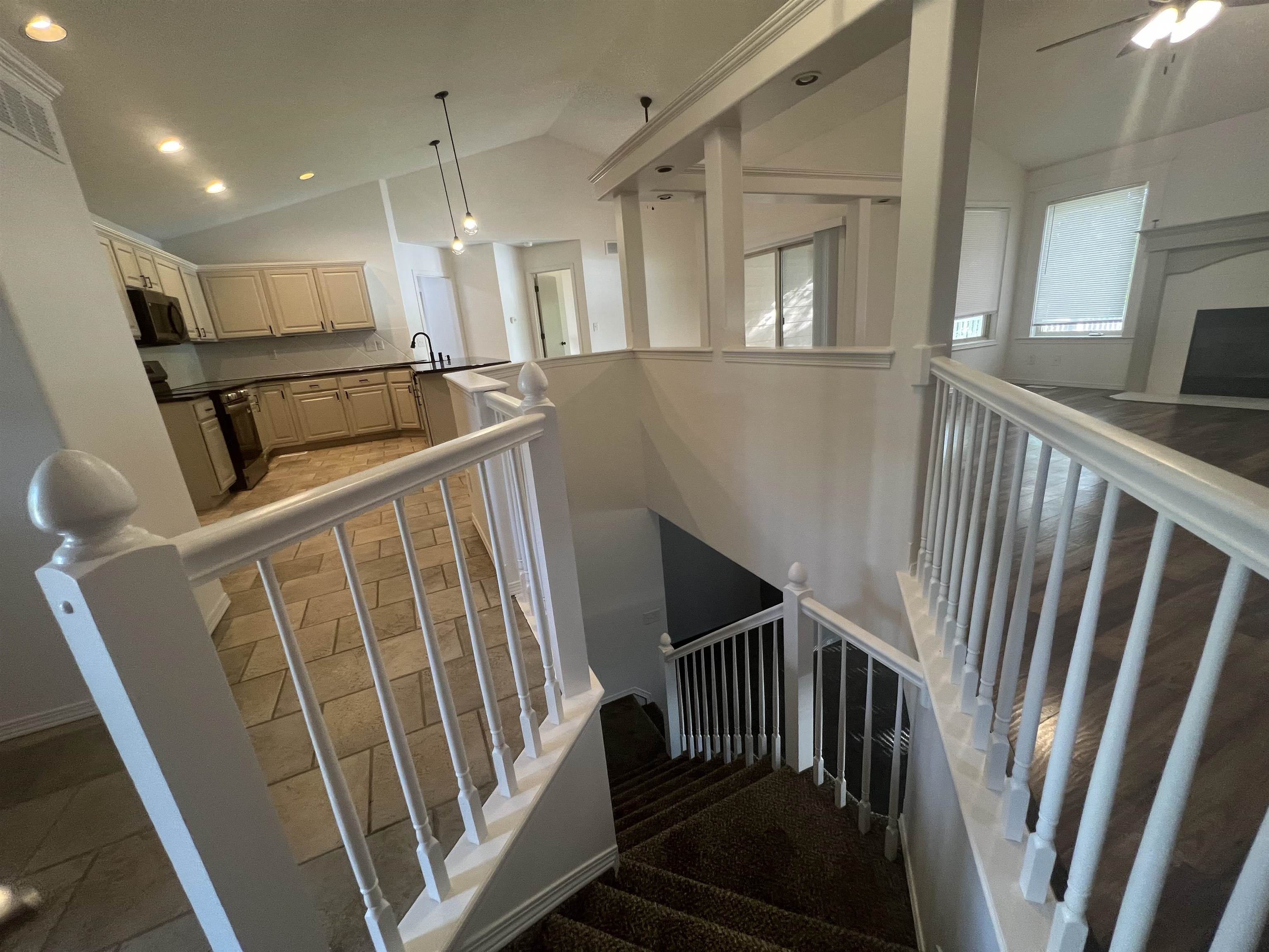 313 N Jaax St Property Photo 14