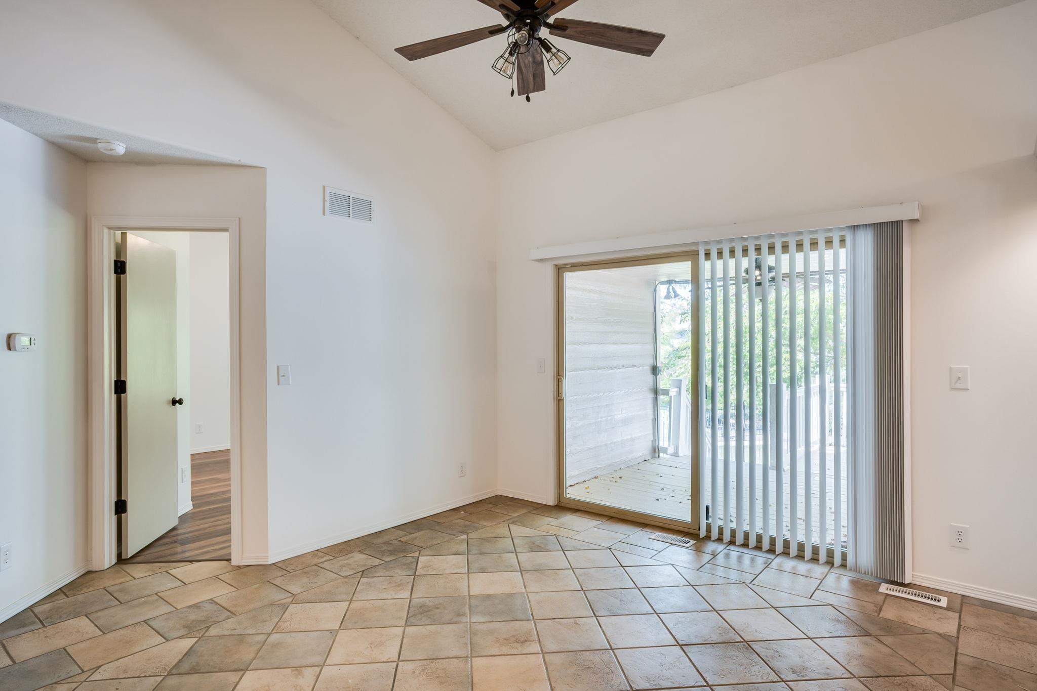 313 N Jaax St Property Photo 15