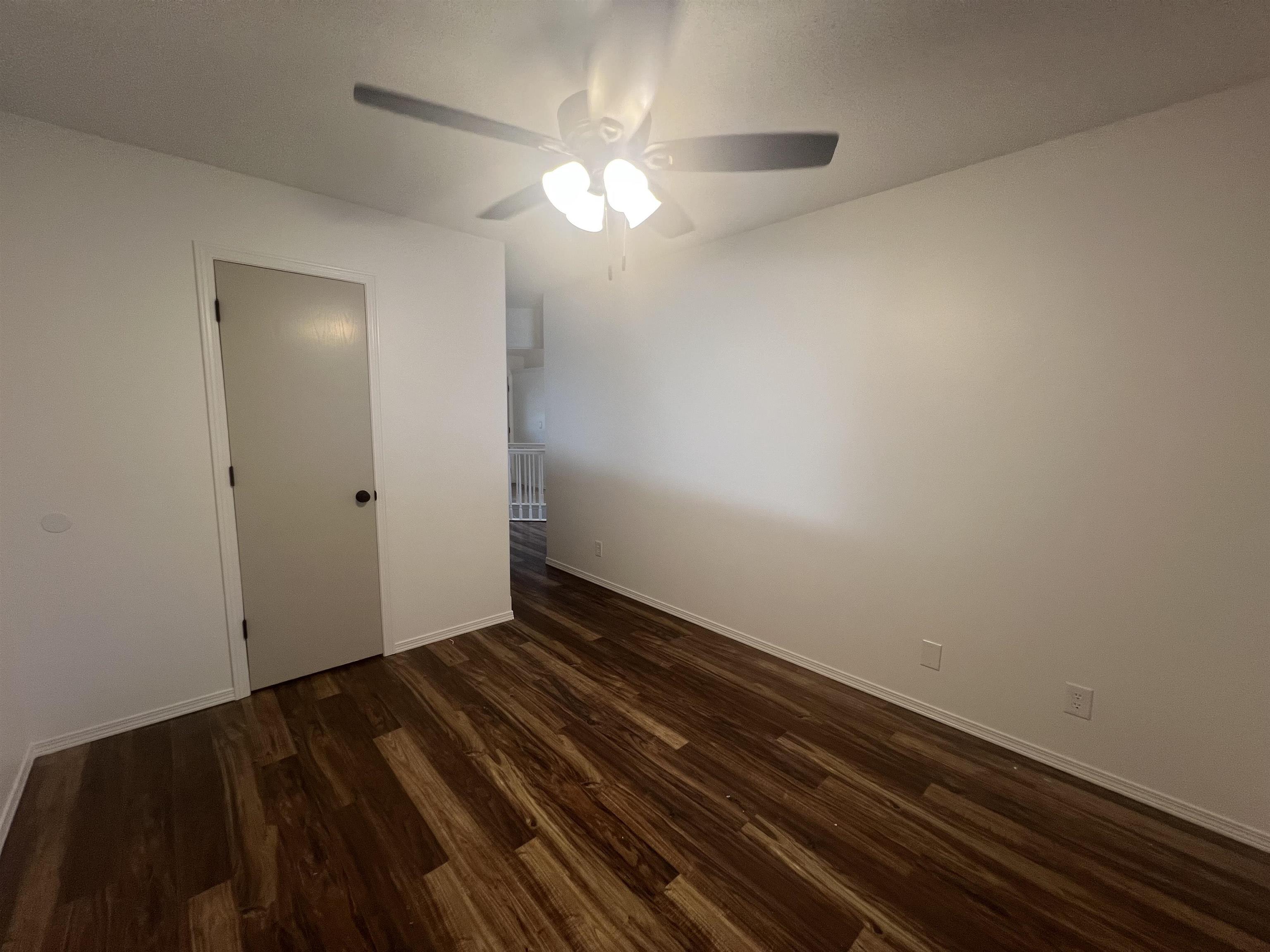 313 N Jaax St Property Photo 25