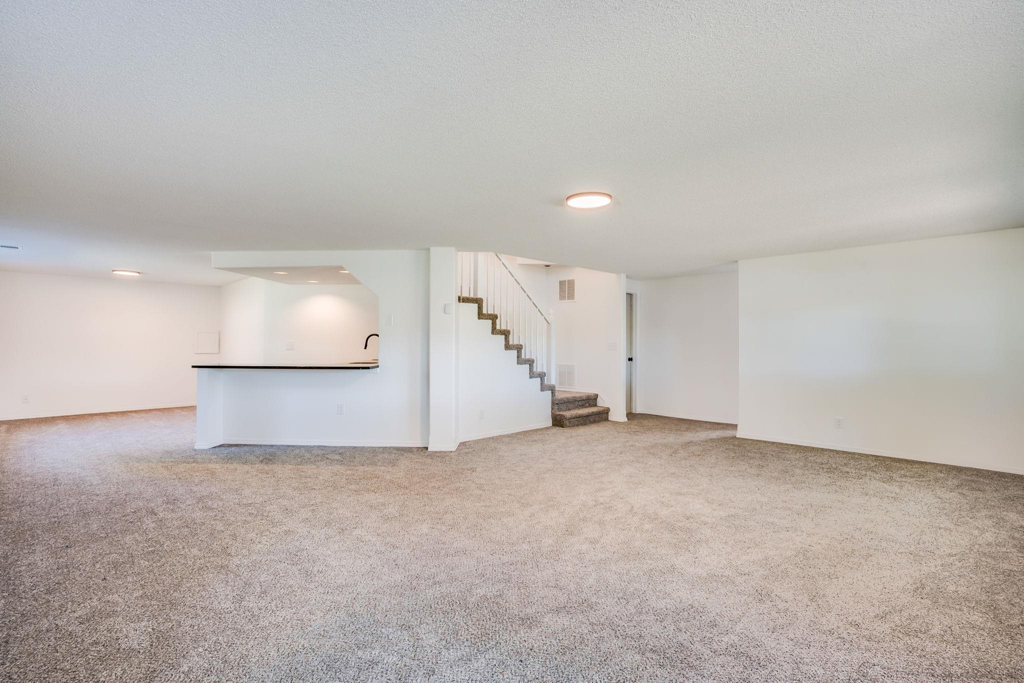 313 N Jaax St Property Photo 27