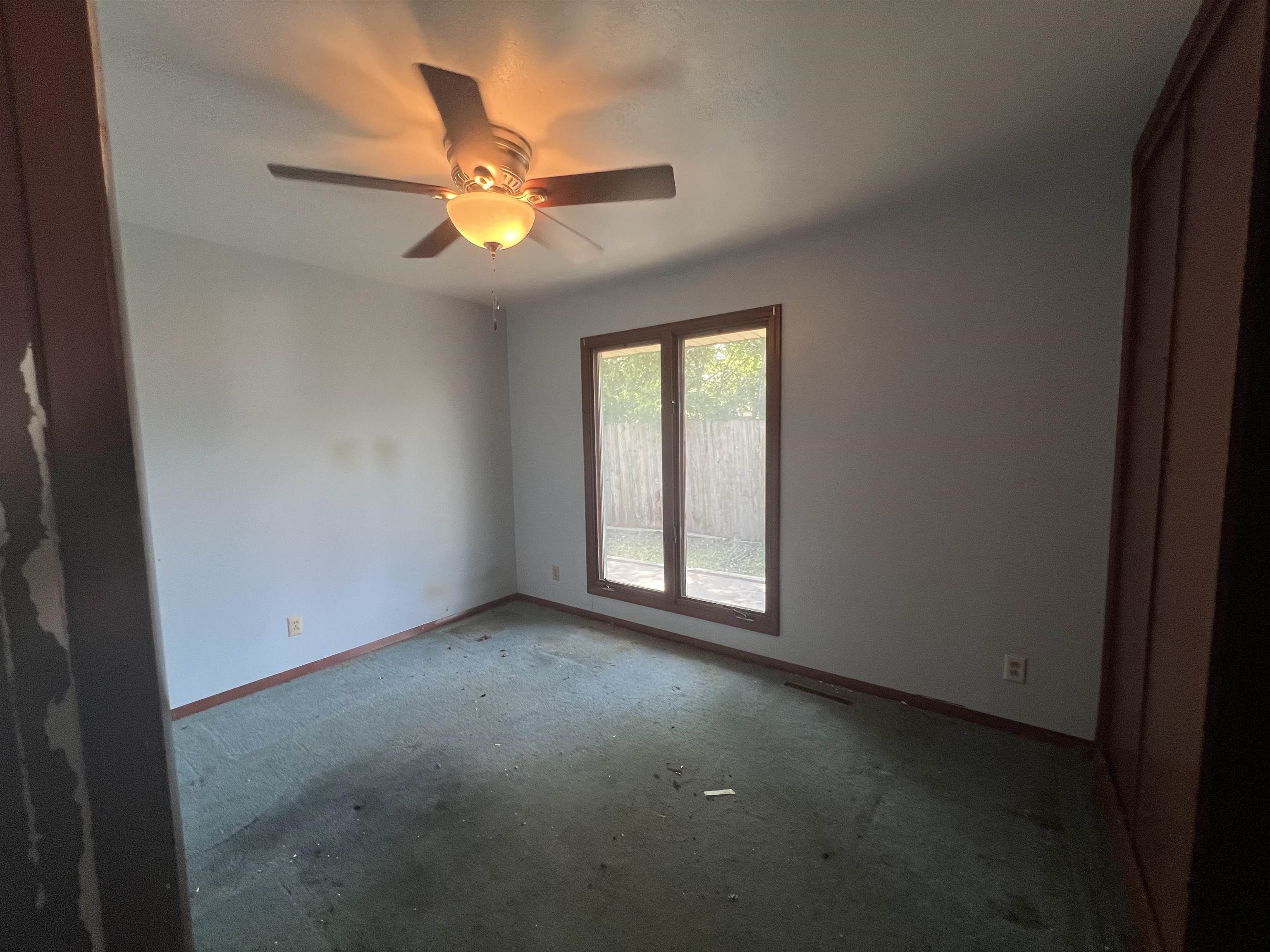 980 N Brownthrush Ln Property Photo 16