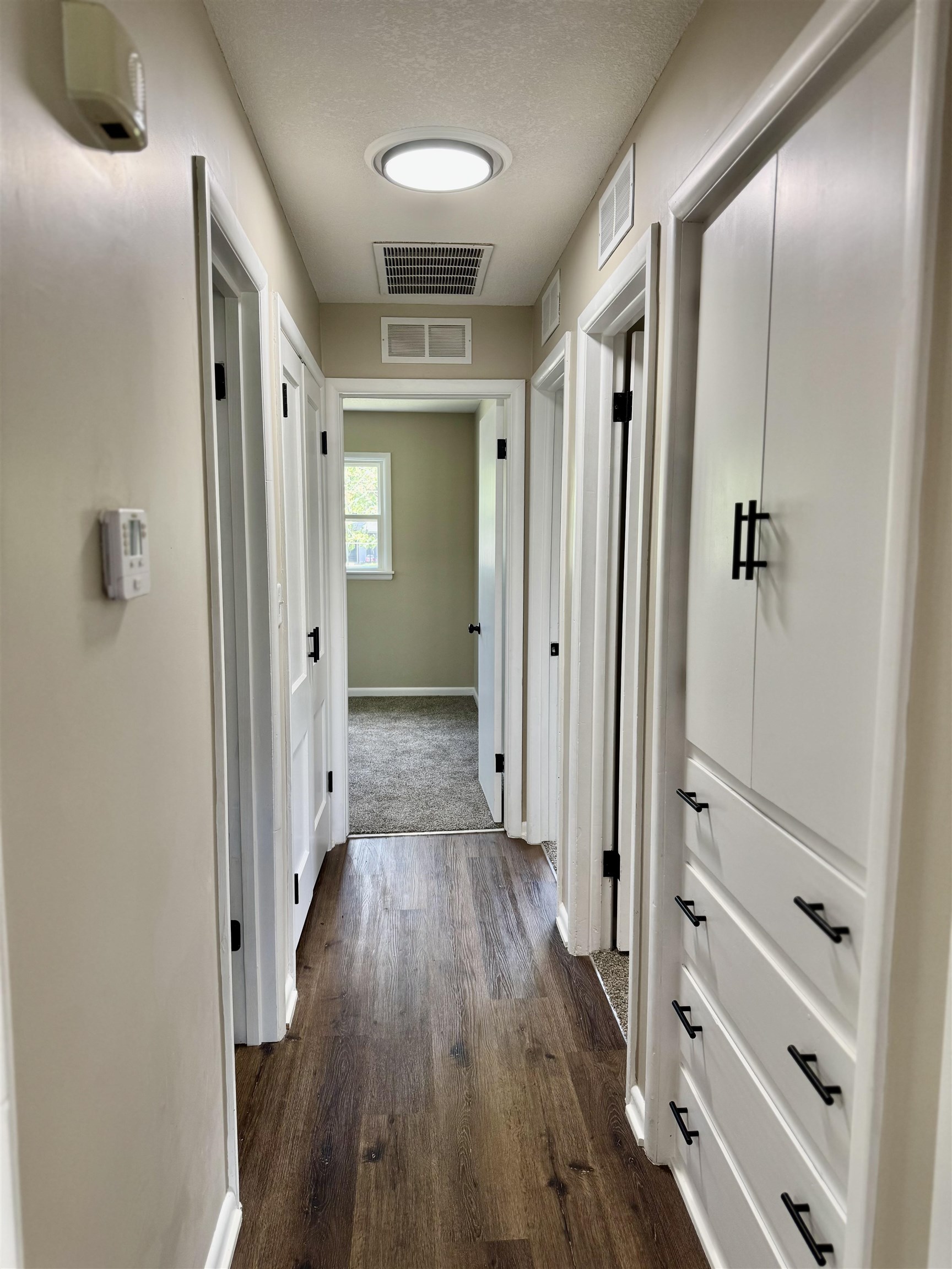 2815 S Glenn Property Photo 11