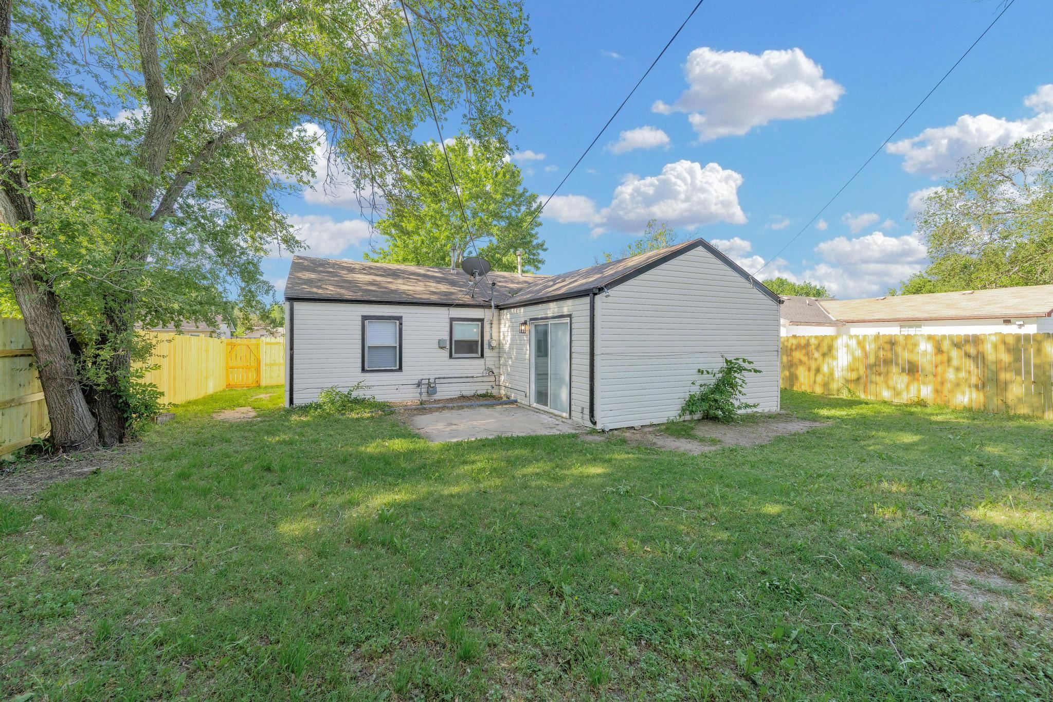 3016 E Locust St Property Photo 30