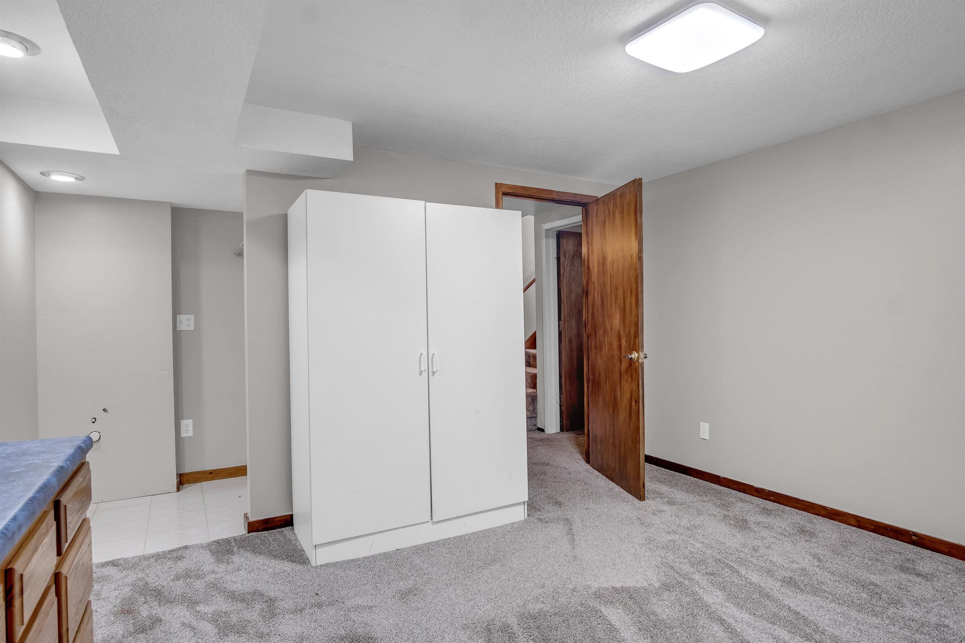 428 Meadowbrook Dr Property Photo 21