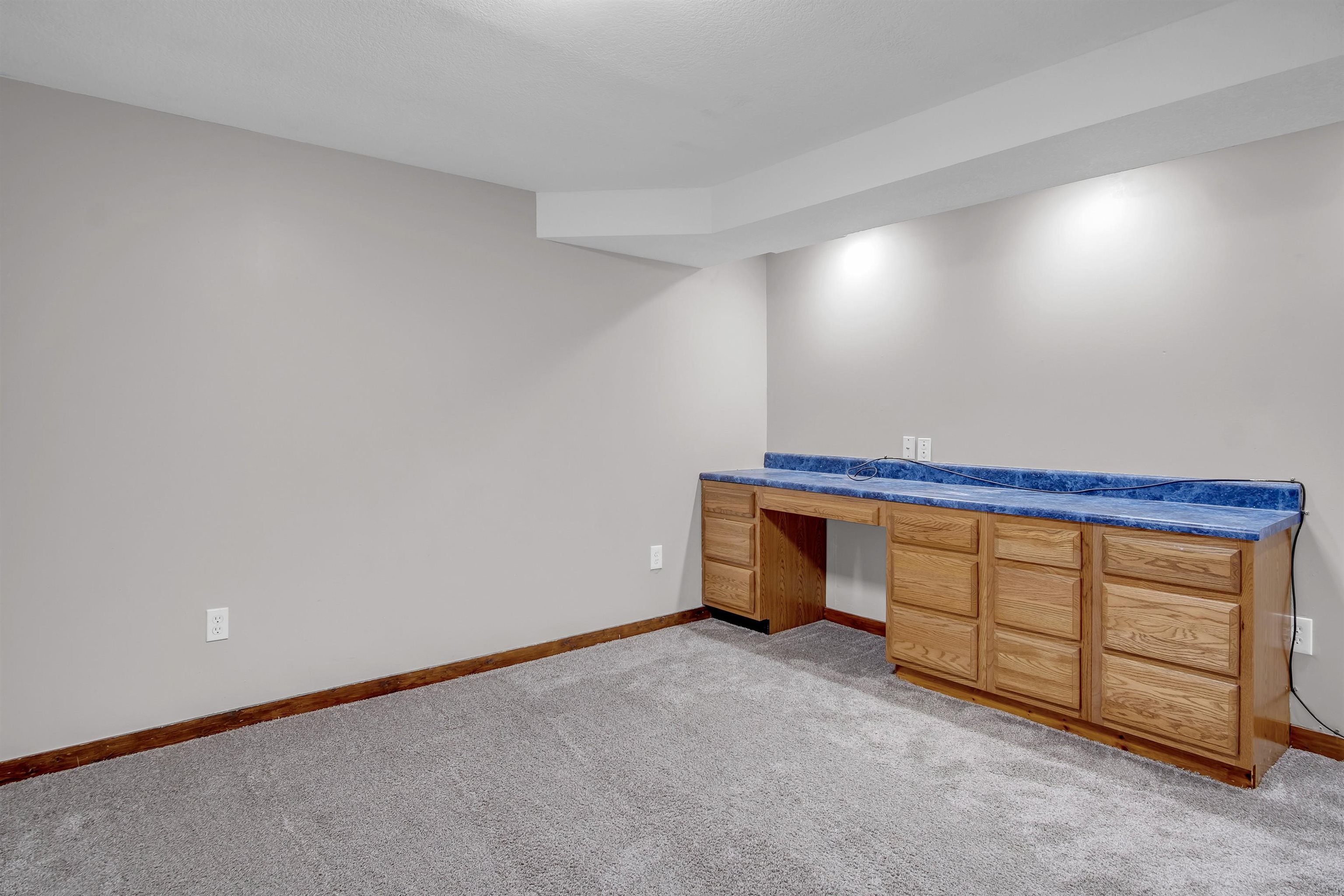 428 Meadowbrook Dr Property Photo 26