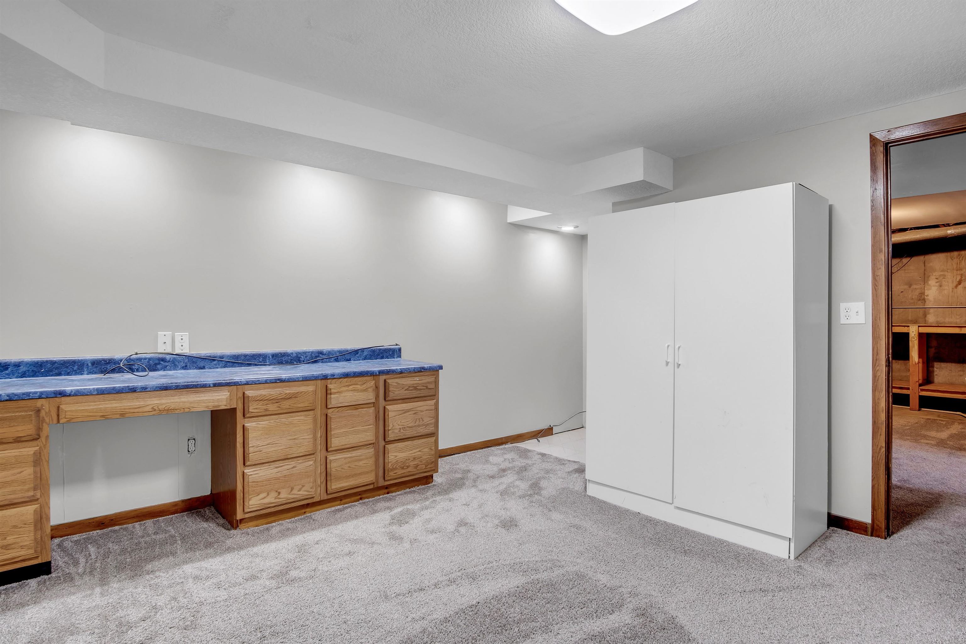 428 Meadowbrook Dr Property Photo 27