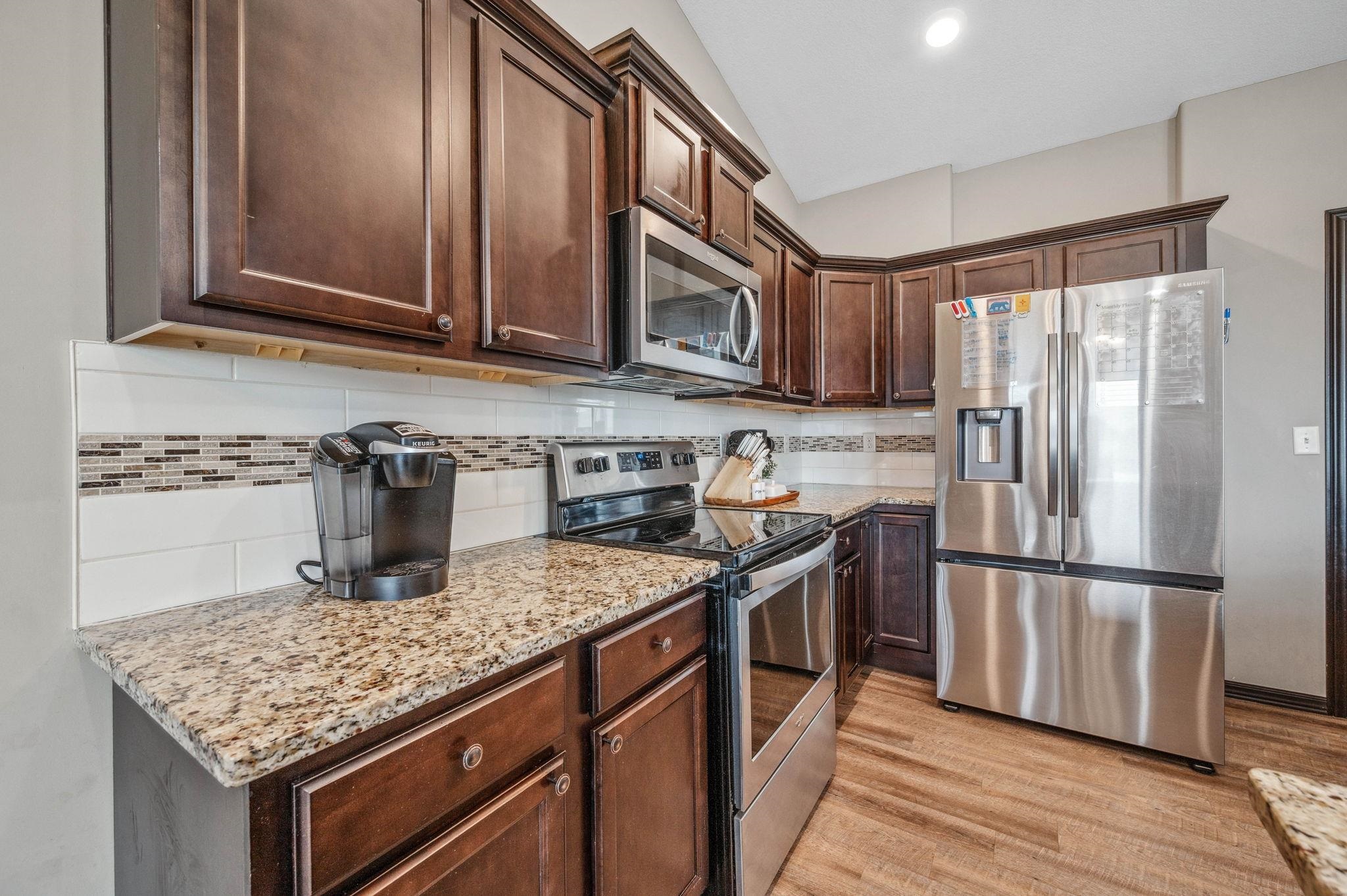 12105 E Clark St Property Photo 11