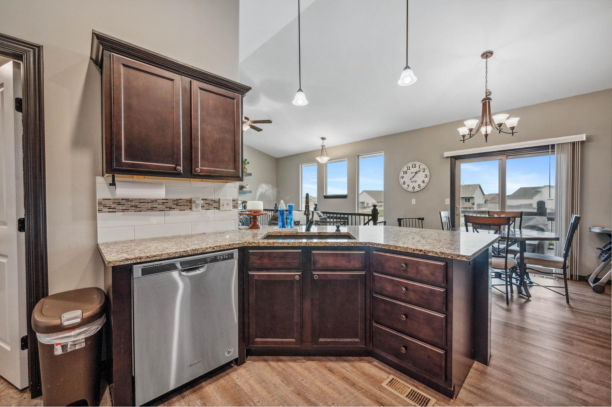 12105 E Clark St Property Photo 12