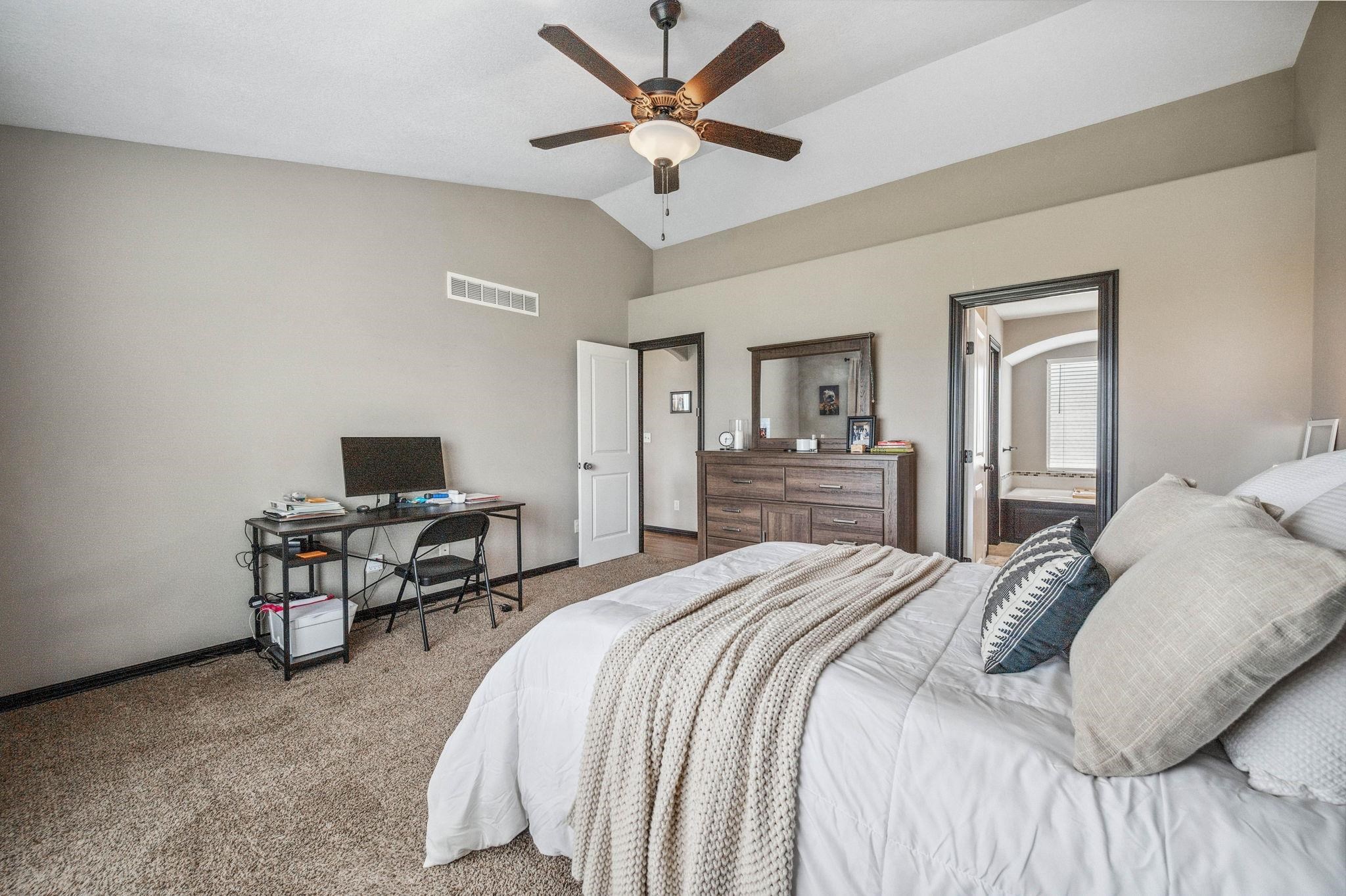 12105 E Clark St Property Photo 15