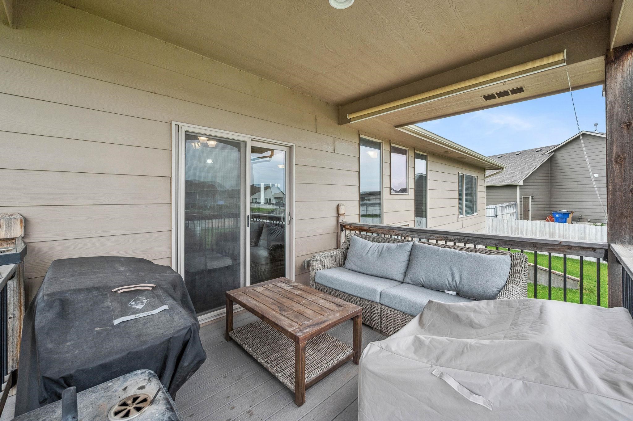 12105 E Clark St Property Photo 33
