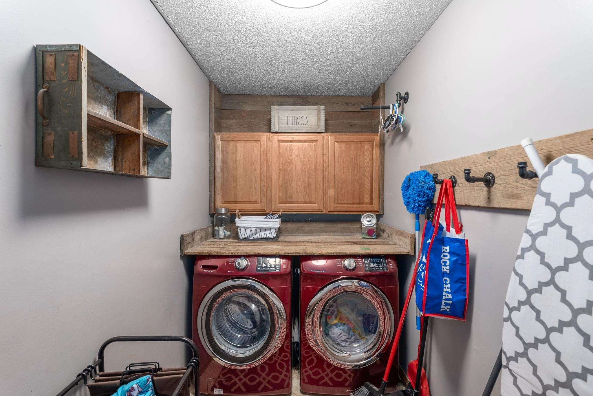 1101 E Rushwood Dr Property Photo 11