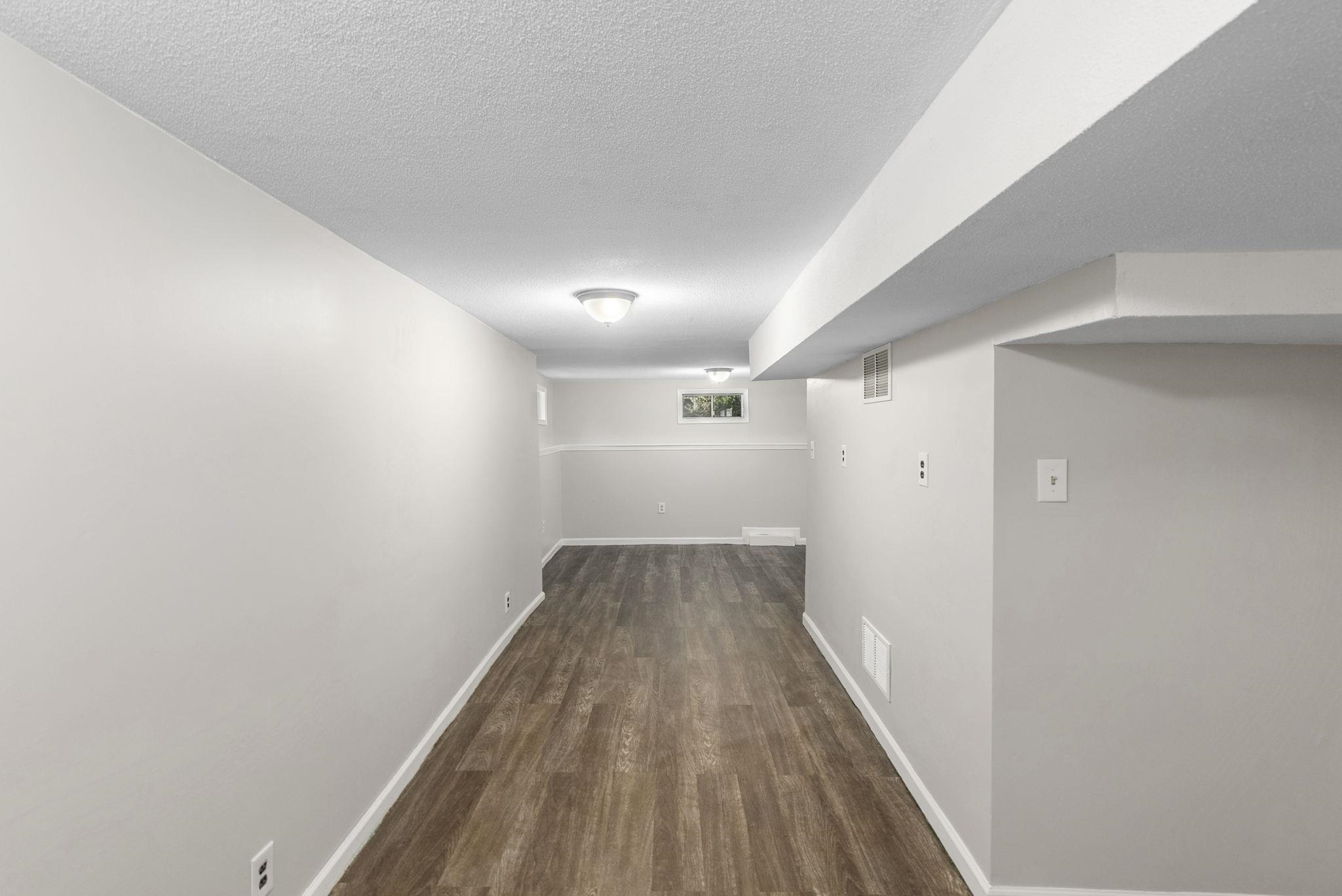416 N Clifton Ave Property Photo 25
