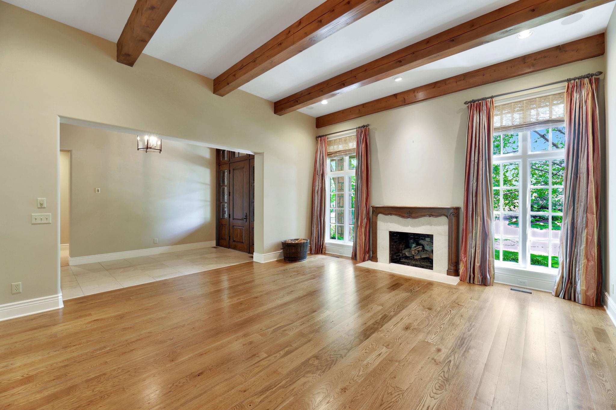 320 E Flint Hills National Ct Property Photo 5