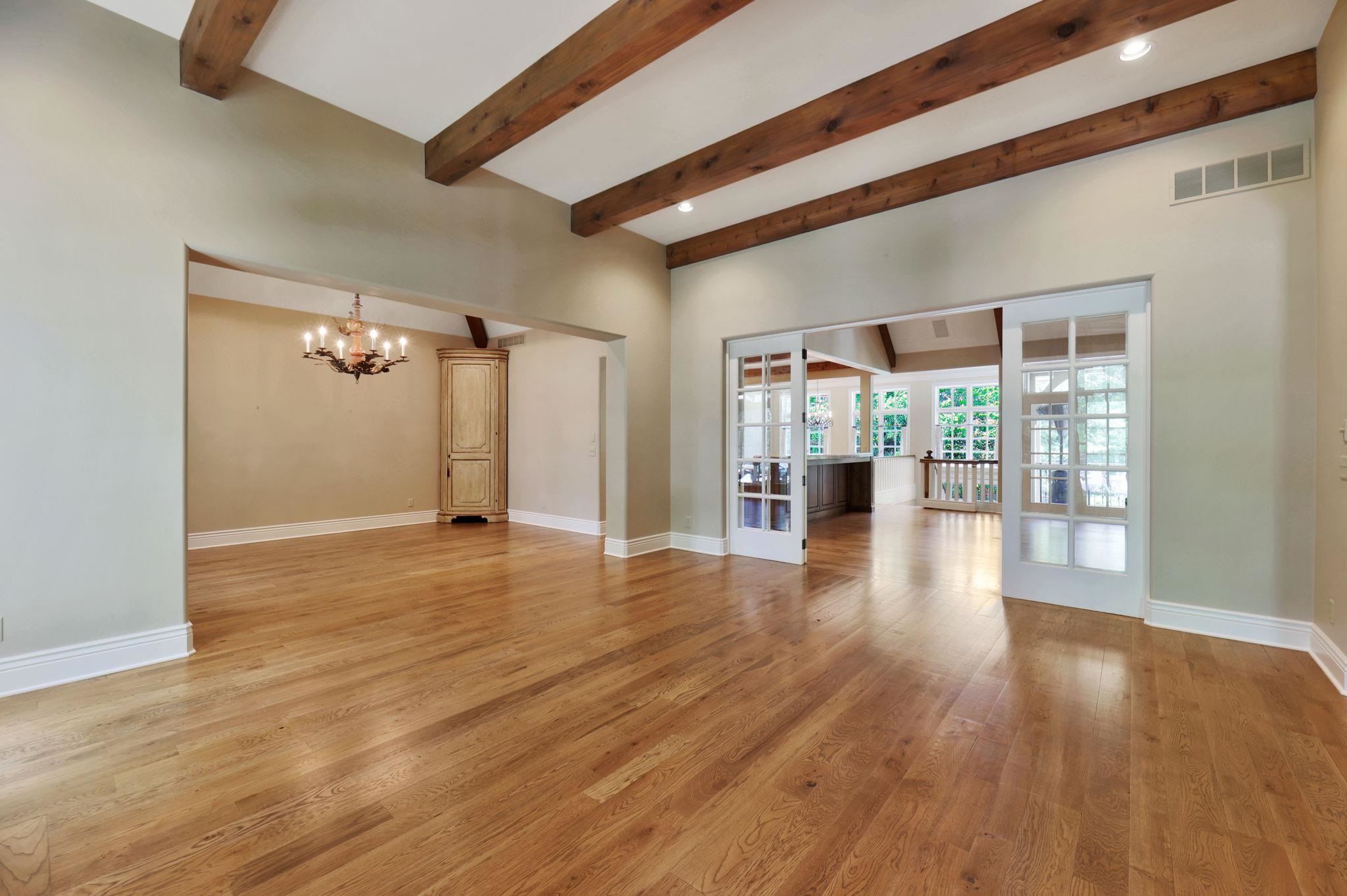 320 E Flint Hills National Ct Property Photo 7