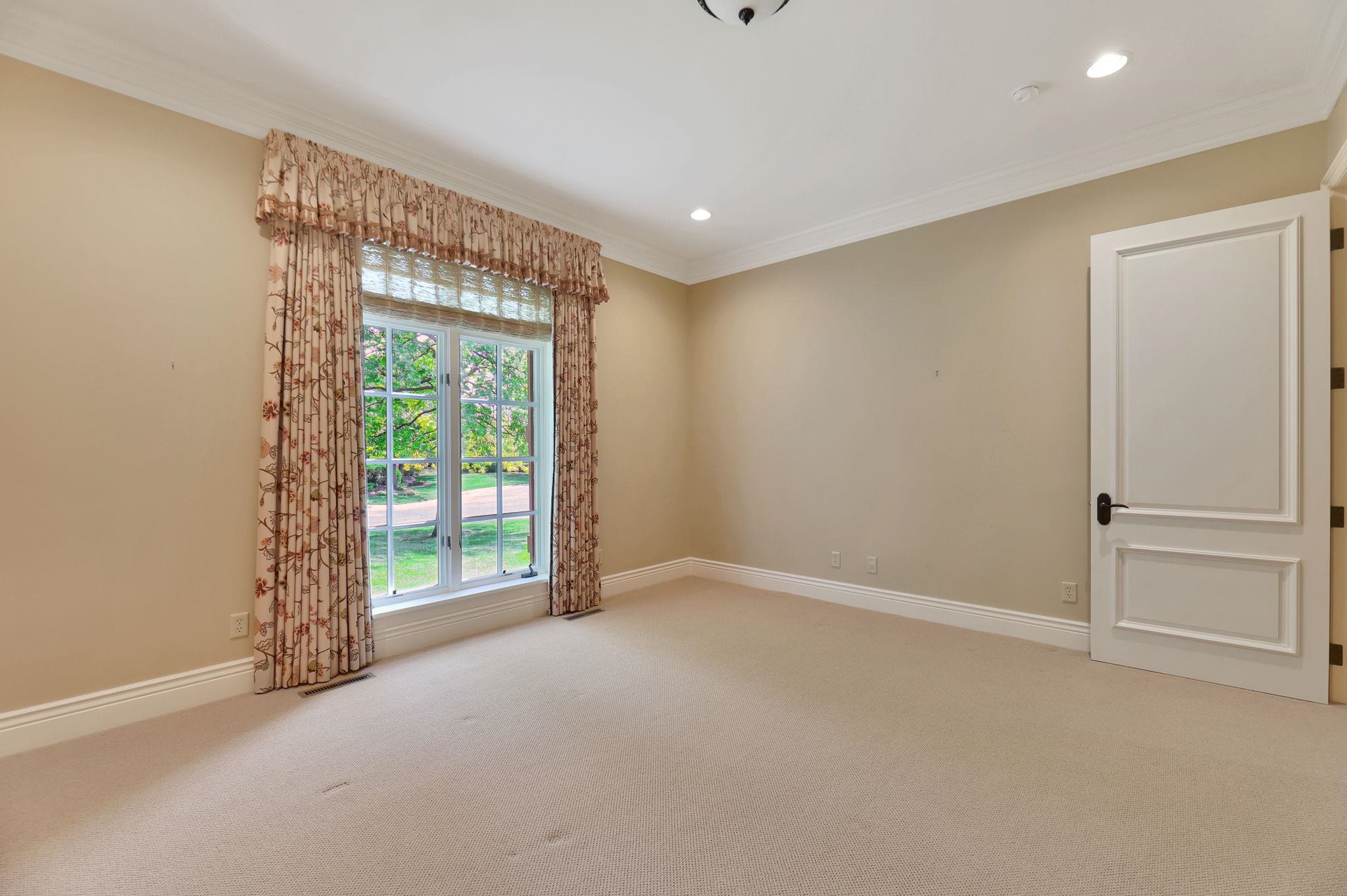 320 E Flint Hills National Ct Property Photo 22